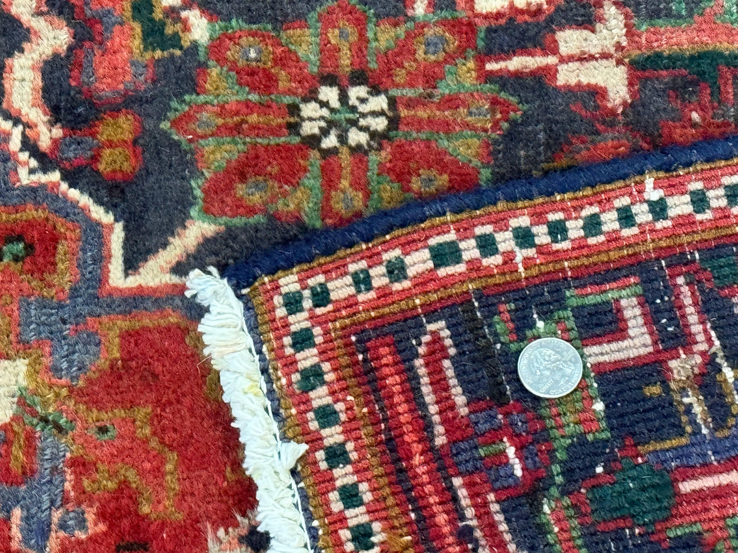 Persian Heriz Rug 6.6 x 9, Geometric Wool Persian Carpet - Nuvé