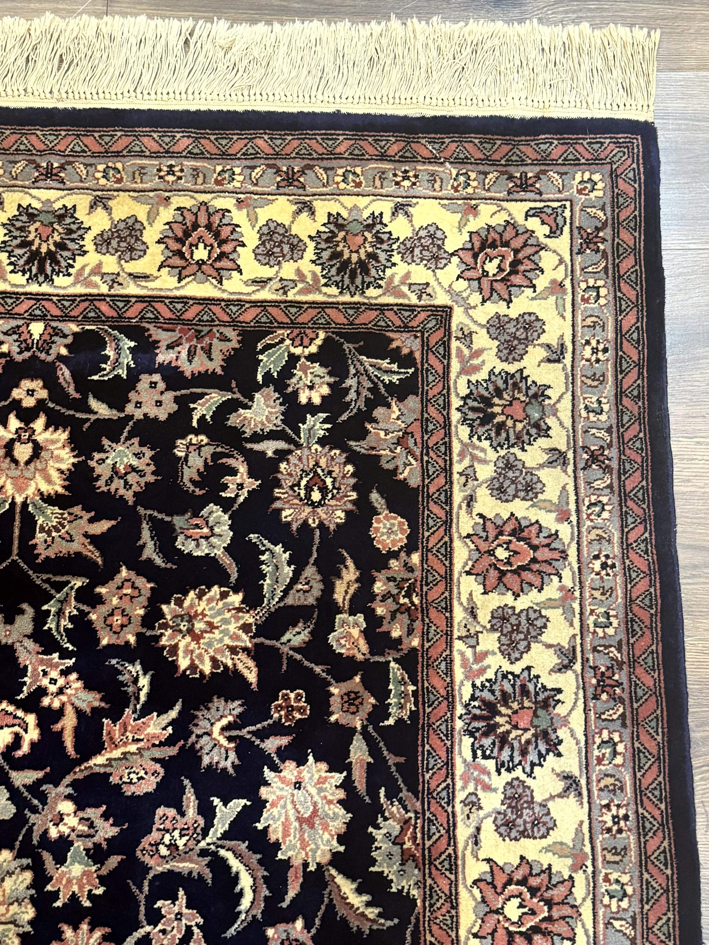 Sino Persian Rug 4x6, Navy Blue and Cream, Floral Allover Oriental Carpet - Nuvé