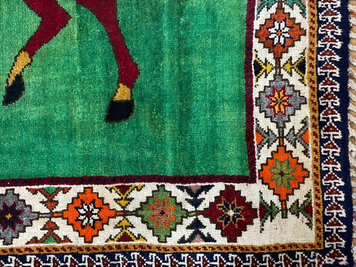 4 X 7 Handmade Rug Zagros Quality Wool Pictorial Horses Green Butterfly Colorful - Nuvé