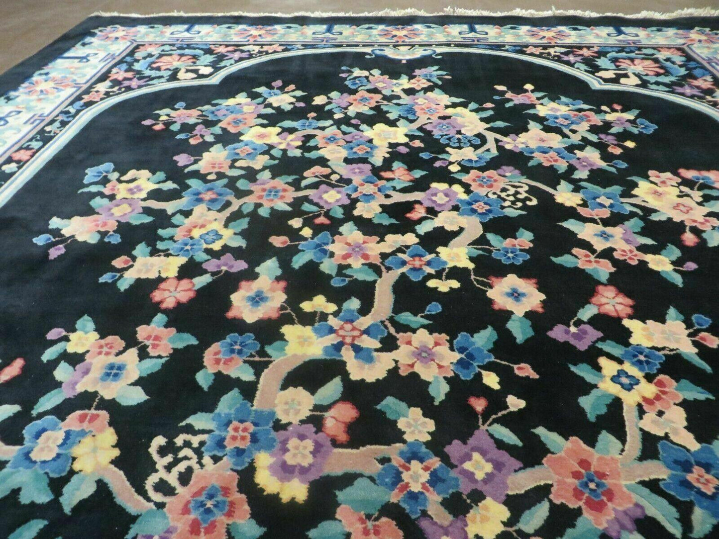 8' x 10' Vintage Handmade Art Deco Plush Chinese Wool Rug center Flower Black - Nuvé