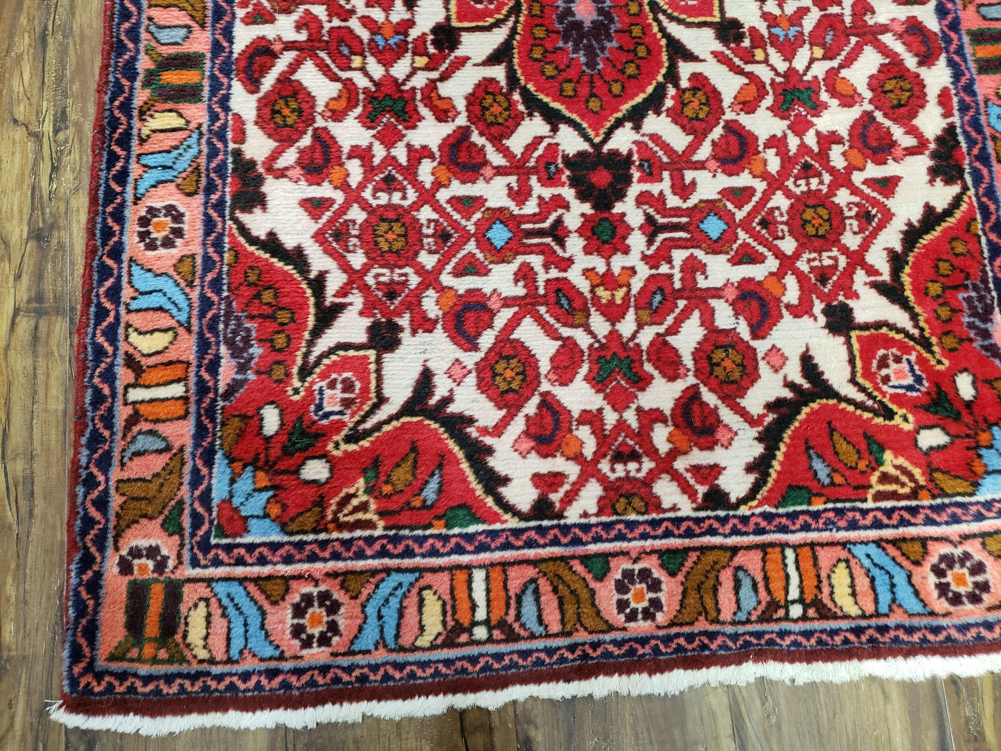 3' 2' X 5' 1" Handmade Floral Wool Rug Red Beige /Ivory - Nuvé