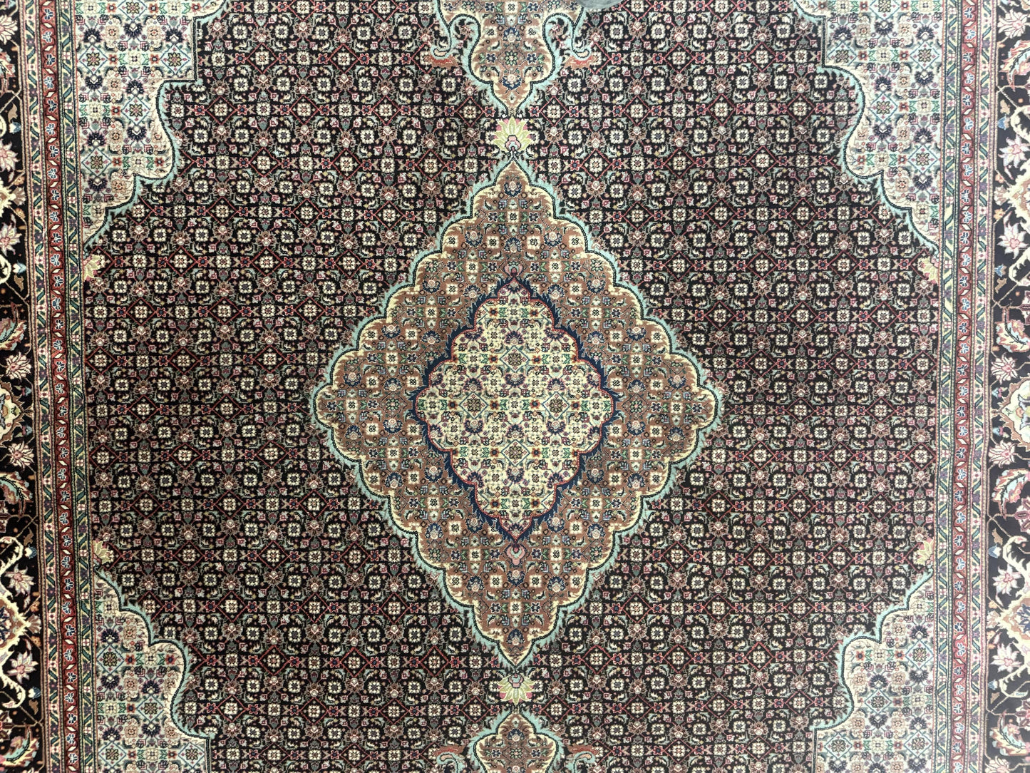 Sino Persian Rug 6x9, Herati Very Fine 400 KPSI, Black - Nuvé
