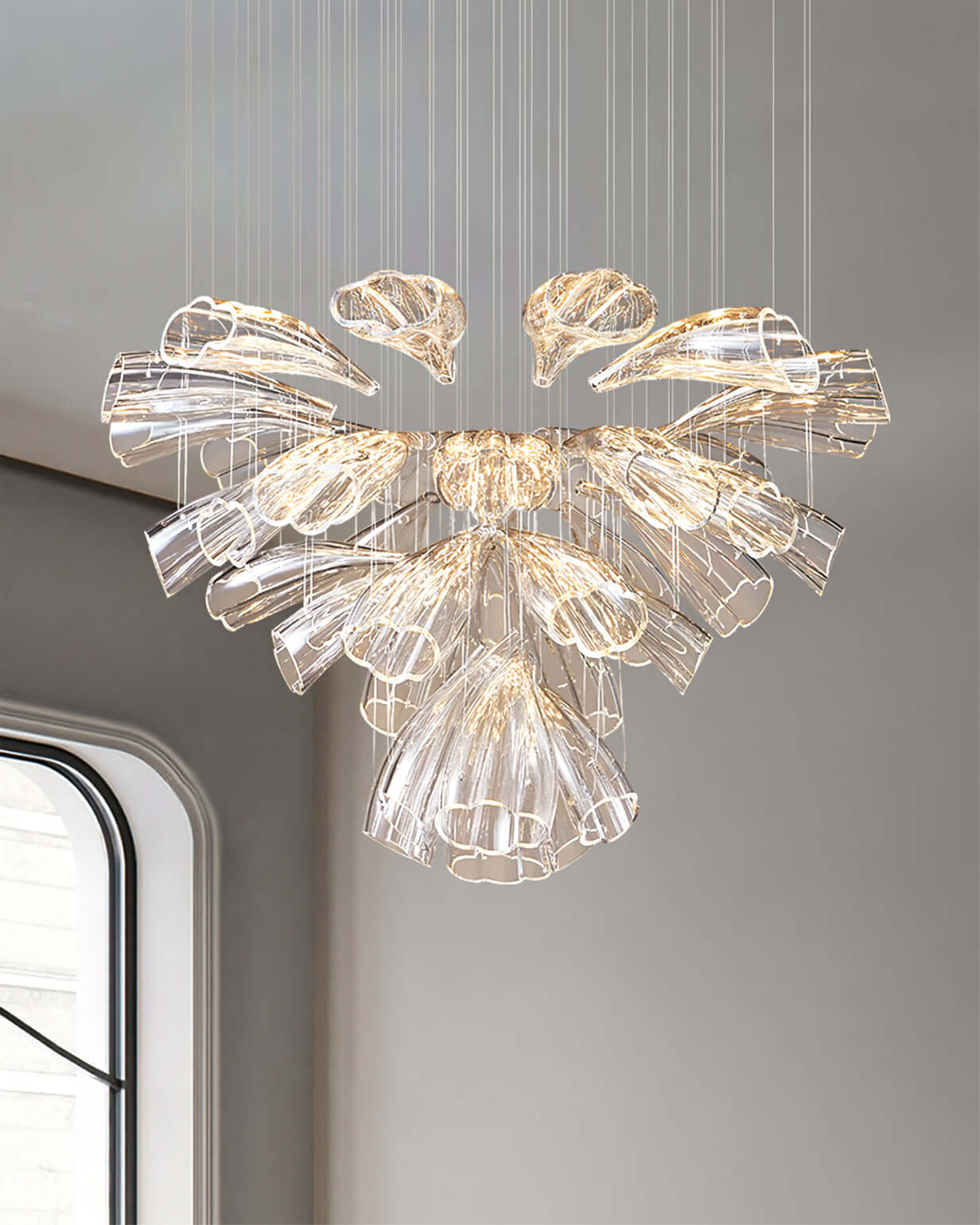 Glass Lotus Chandelier - Nuvé