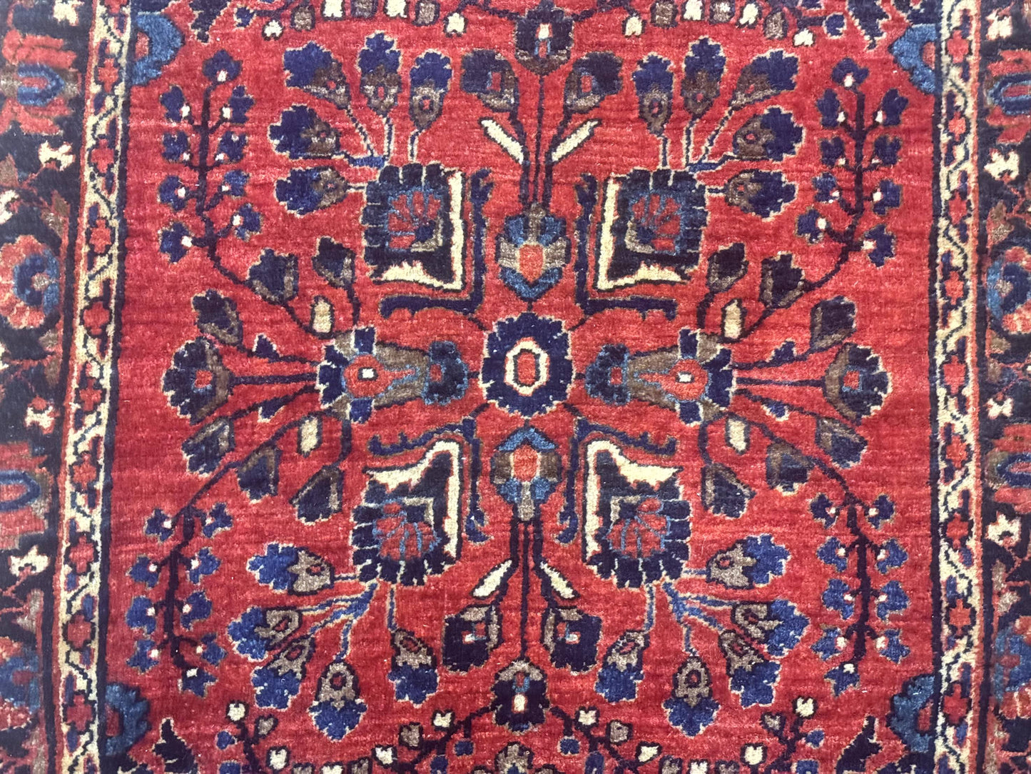 Small Red Persian Sarouk Rug 2.7 x 4.9, Floral, Antique - Nuvé