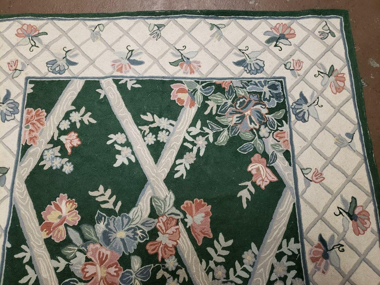 3' 6" X 5' 6" Hand Stitched Indian Wool Rug with Backing Green Beige - Nuvé