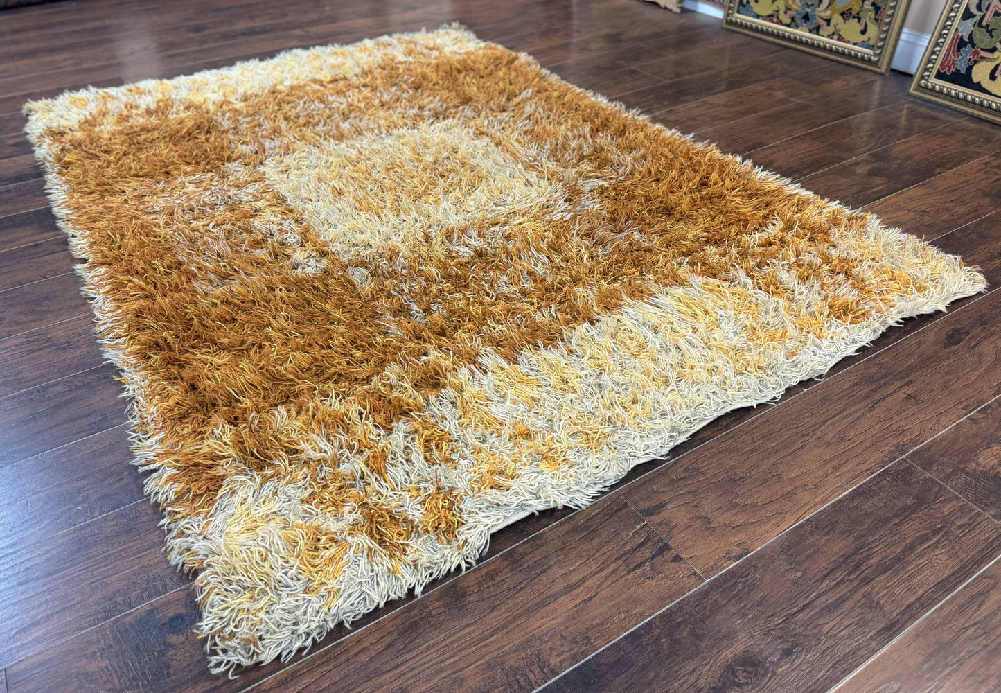 Vintage Rya Shag Rug 5.5 x 7.7 - Nuvé