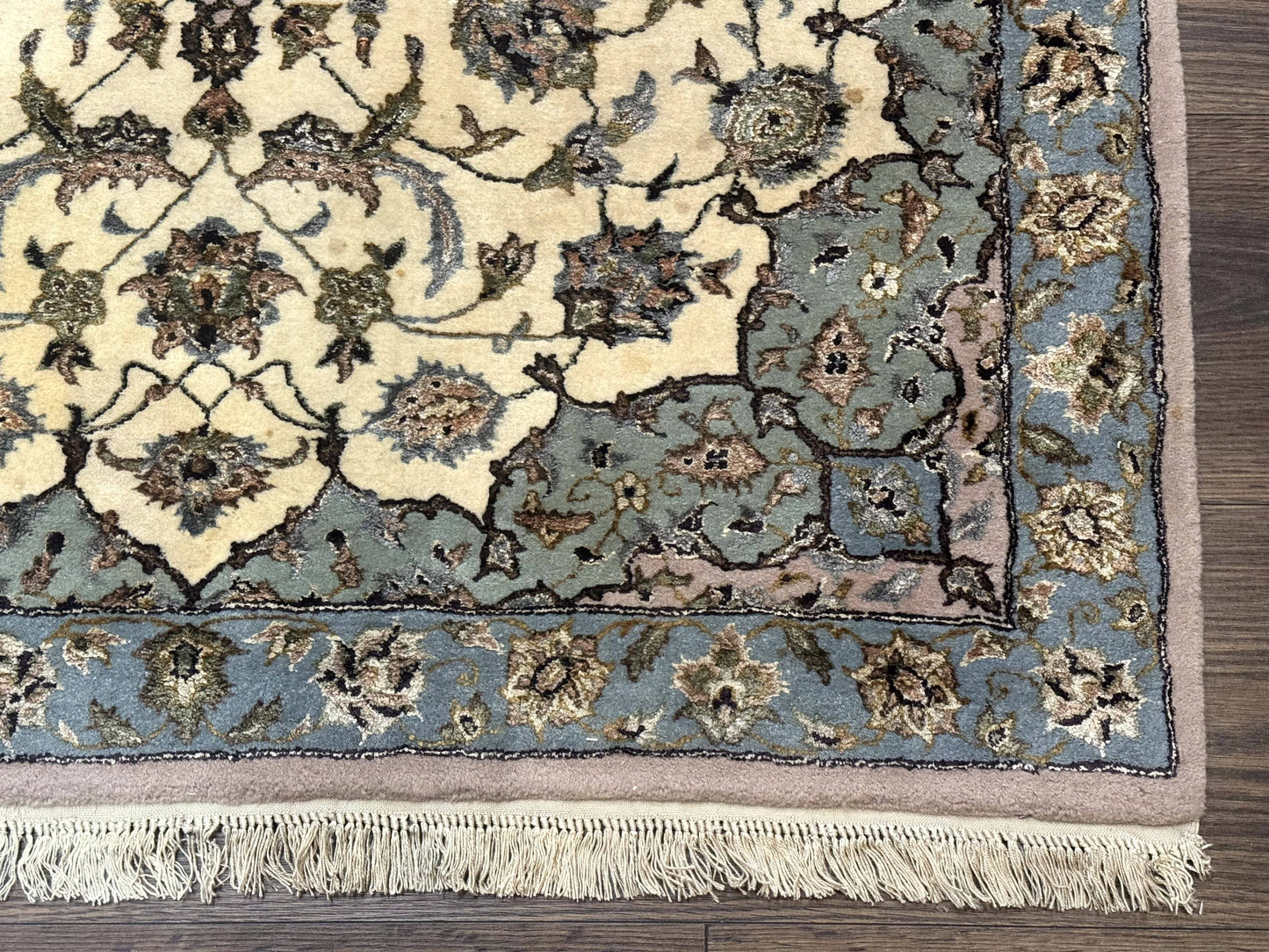 Persian Isfahan Rug 3x5, Fine 310 KPSI, Kork Wool Silk Foundation, Cream & Light Green - Nuvé