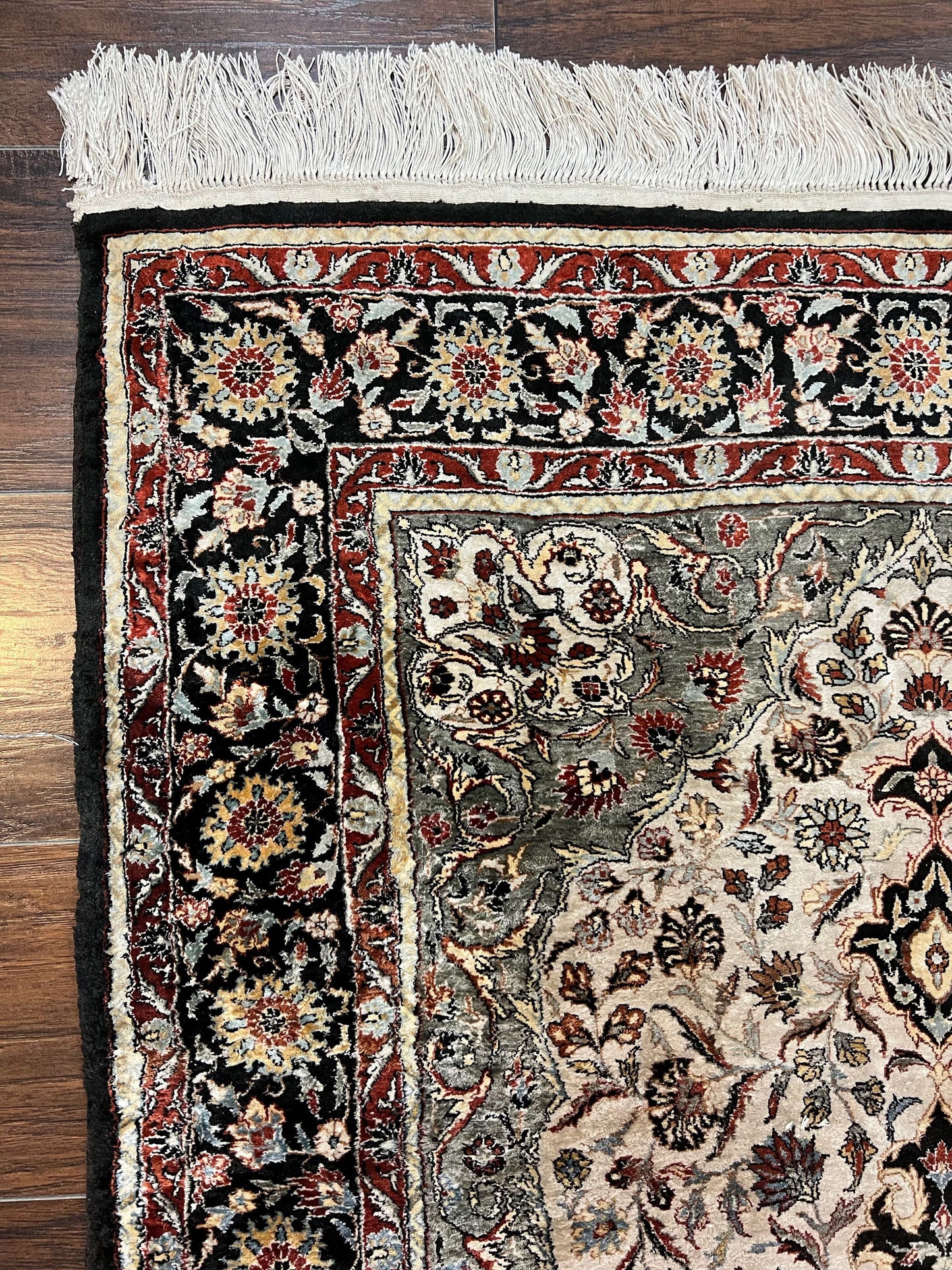 Silk Sino Persian Rug 3x5, Floral Medallion, Hand Knotted Silk Pile Silk Foundation, Traditional Silk Handmade Oriental Carpet, Cream Black - Nuvé