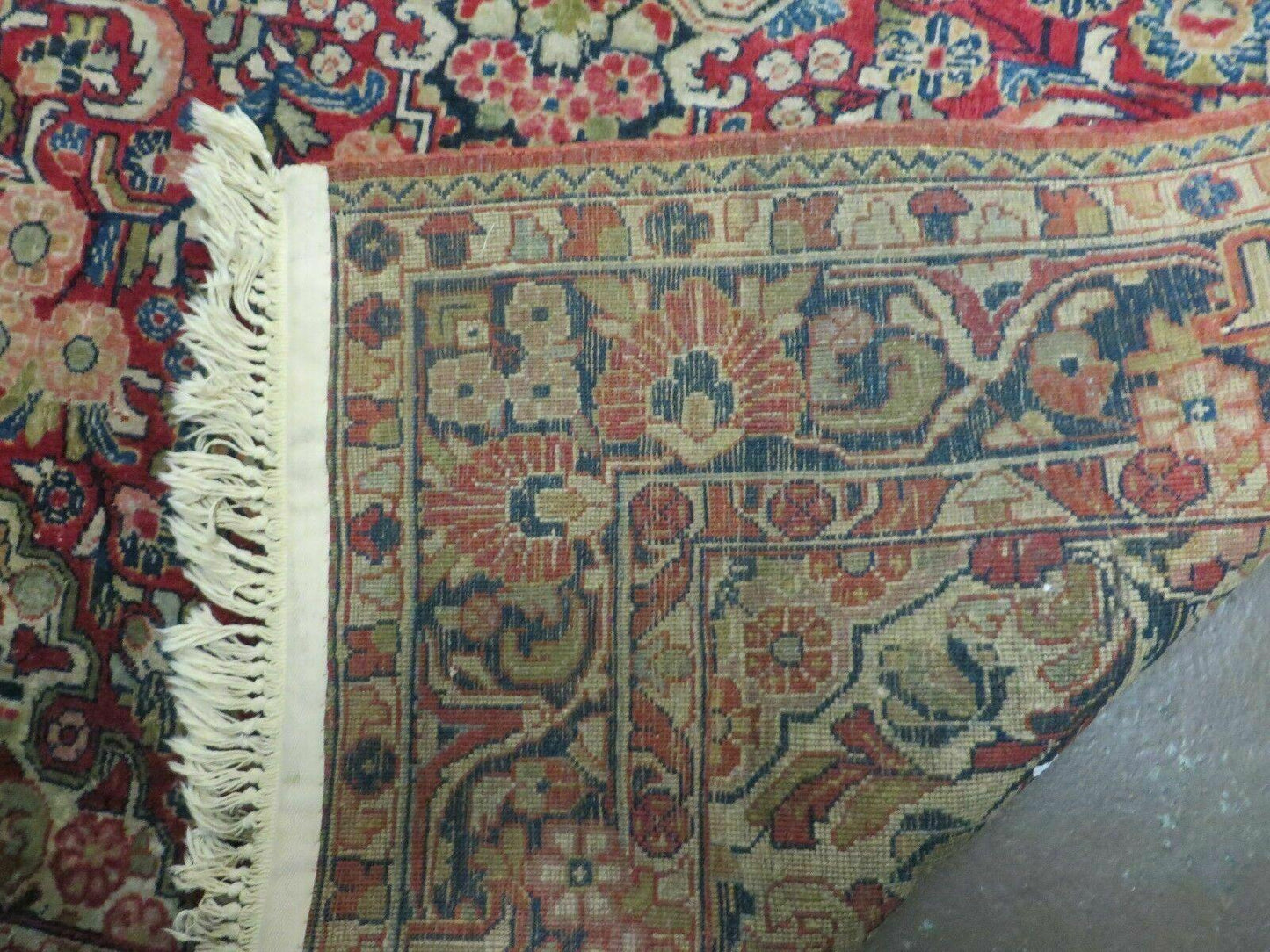 Persian Sarouk Rug 4.6 x 5, Red, Semi Antique, Floral - Nuvé
