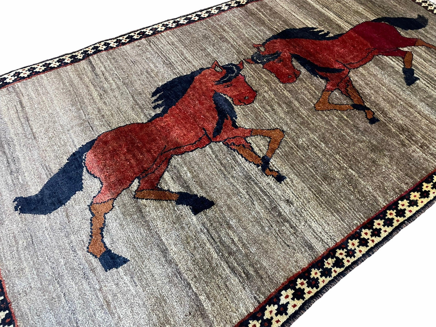 4 X 7 Handmade Hand-Knotted Quality Wool Rug Pictorial Horses Veggie Dyes Tribal - Nuvé