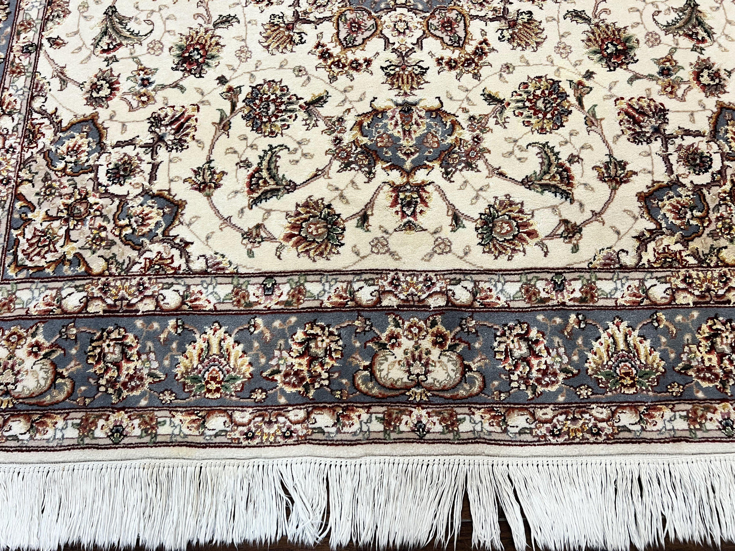 Sino Persian Square Rug 5x5, Very Fine Oriental Carpet, Wool & Silk Highlights, Ivory, Hand Knotted Handmade Vintage Traditional Rug - Nuvé