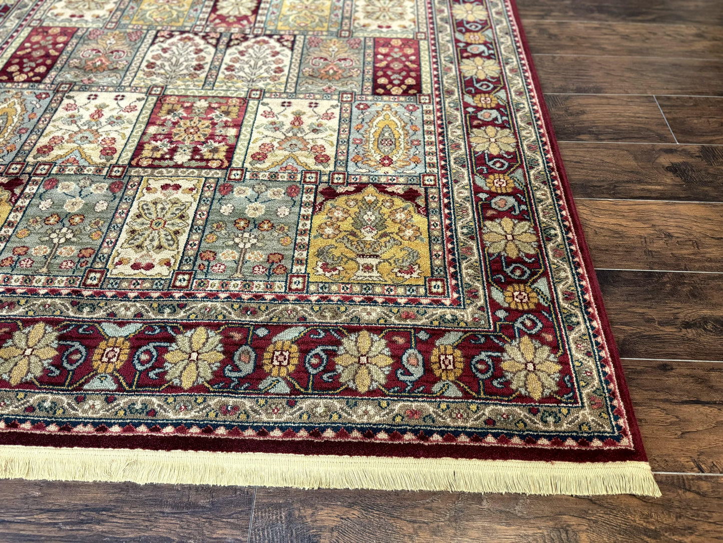 Karastan Rug 5.9 x 9 Antique Legends Bakhtiyari#2200-202, Karastan Area Rug, Wool Pile Vintage Karastan Carpet - Nuvé