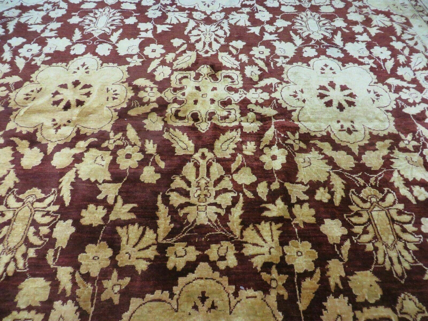 10' X 15' Hand Made Pakistan Wool on Cotton Rug Peshawar # 200A - Nuvé