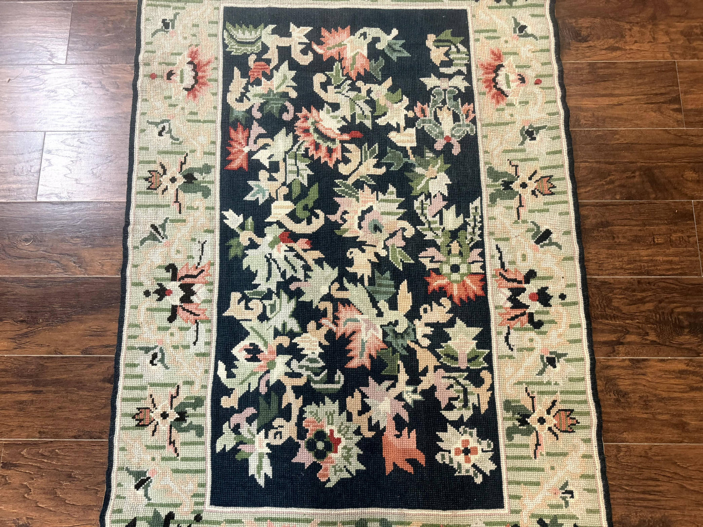 Vintage American Needlepoint Rug 4x6, Dark Green, Wool, Handmade, Flatweave Carpet - Nuvé