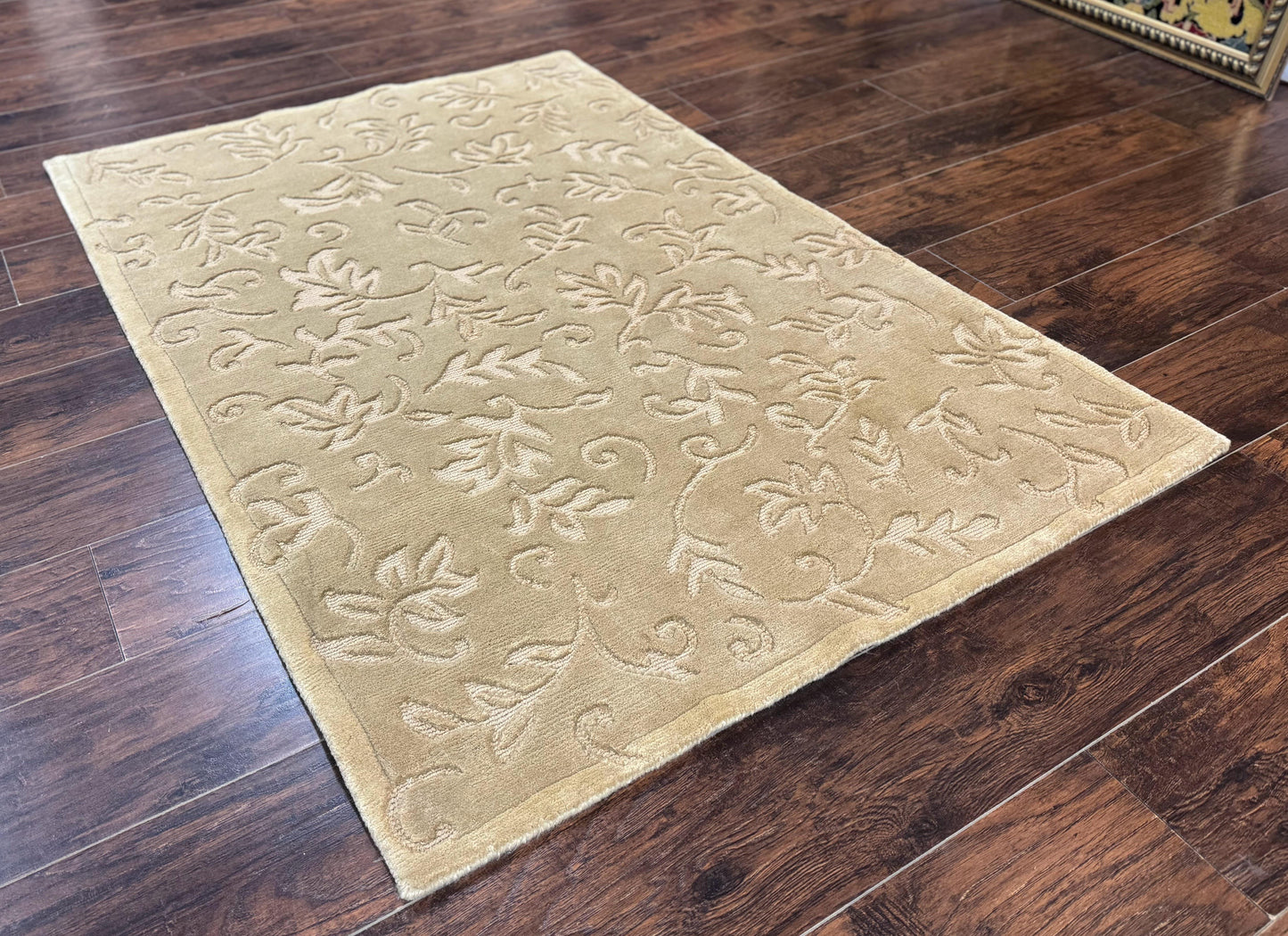 Modern Tibetan Rug 3.7 x 5.5, Carved Floral Design, Wool and Silk Highlights - Nuvé