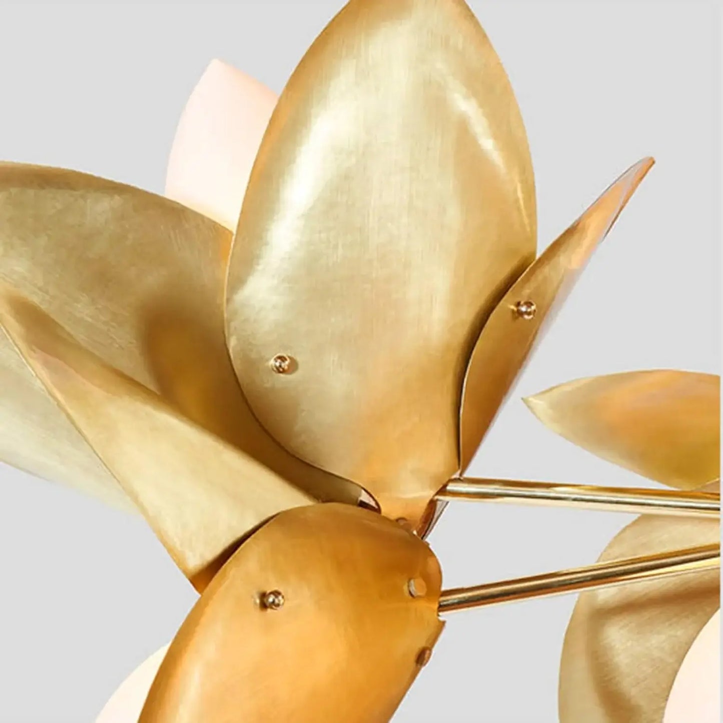 Laurel Blossom Chandelier - Nuvé