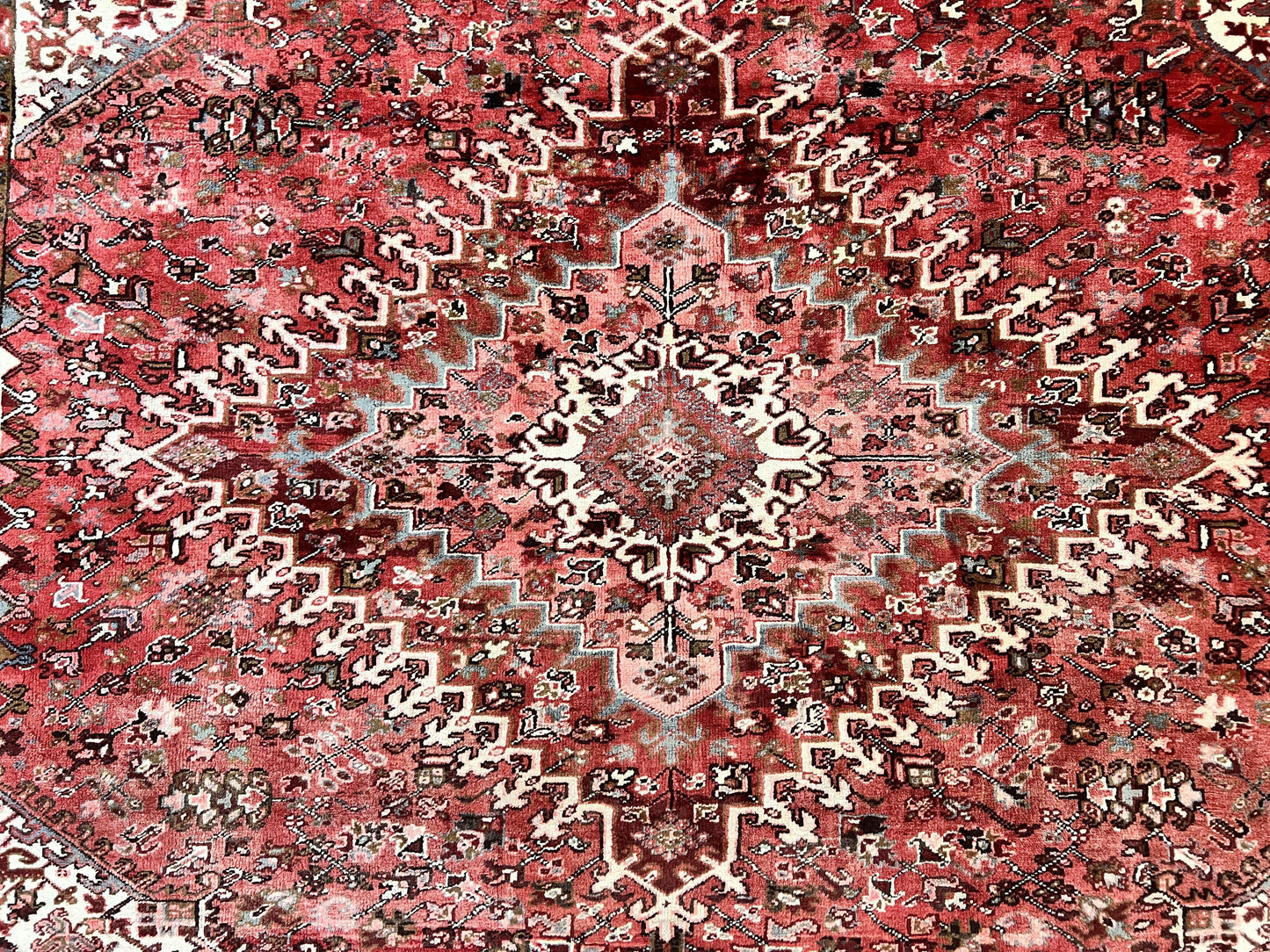 Large Persian Heriz Rug 10x13, Red and Cream Geometric Tribal Room Sized Handmade Wool Hand Knotted Semi Antique Decorative Oriental Carpet - Nuvé