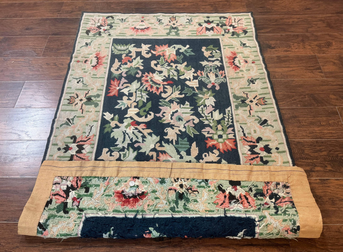 Vintage American Needlepoint Rug 4x6, Dark Green, Wool, Handmade, Flatweave Carpet - Nuvé