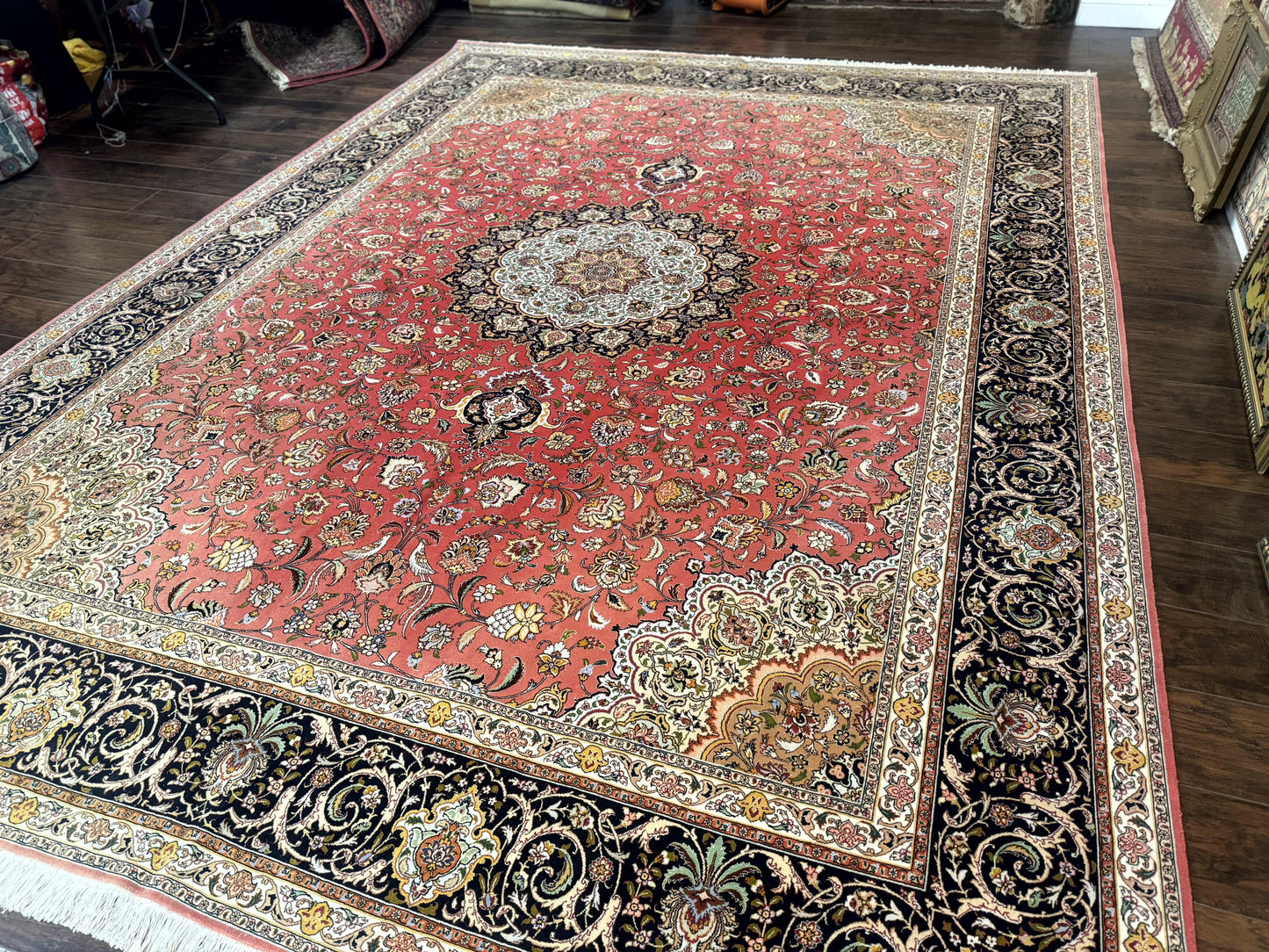 Persian Tabriz Rug 10x13 – Floral Medallion & Birds, Wool & Silk, 330 KPSI - Nuvé
