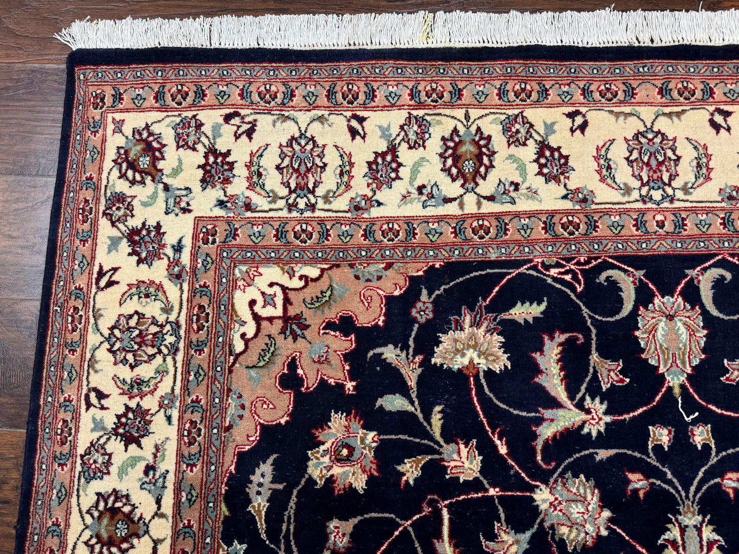 Navy Blue Pak Persian Rug 6x10, Floral Medallion, Traditional Persian Area Rug, Fine 240 KPSI - Nuvé