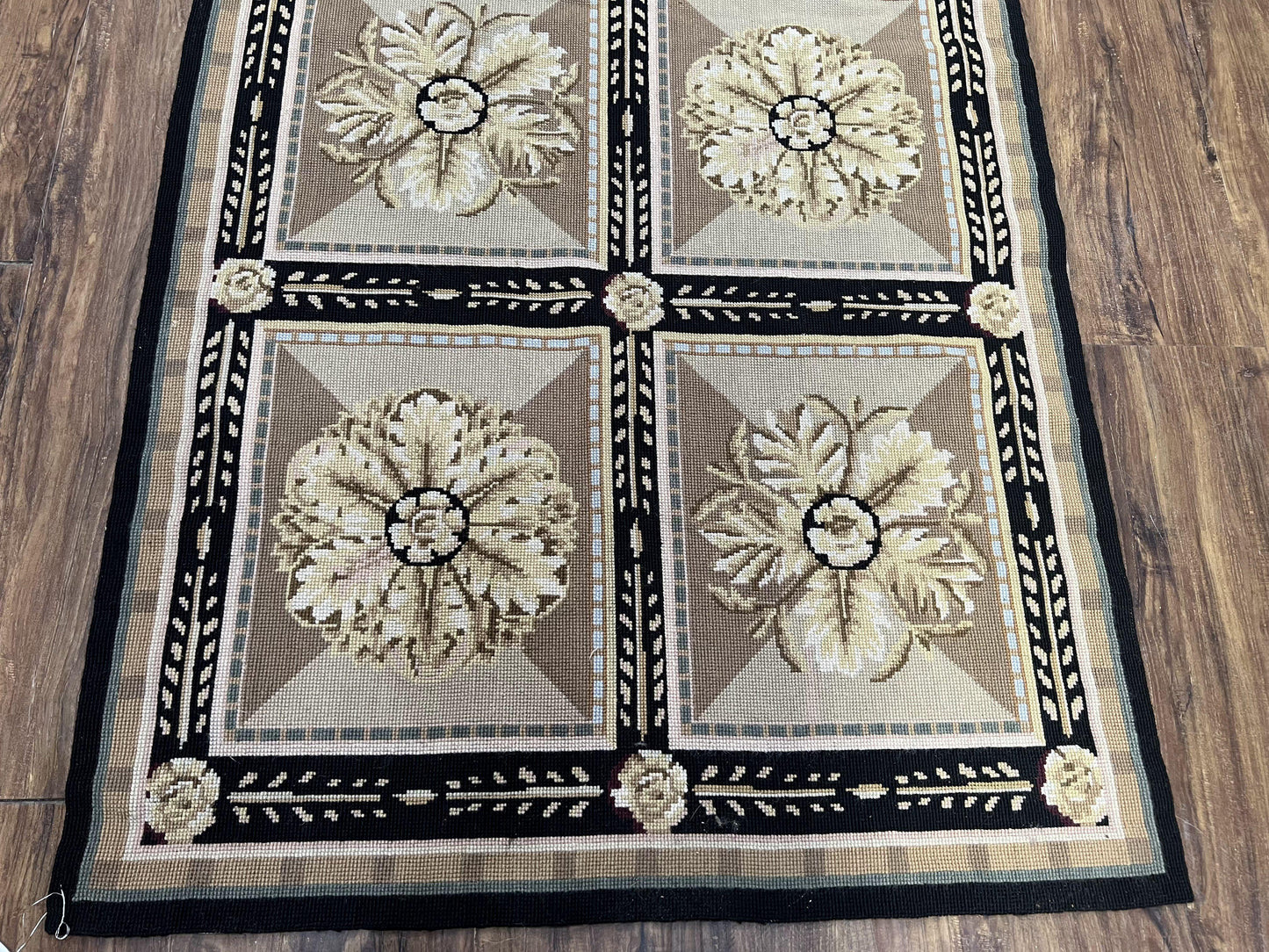 Needlepoint Runner Rug 3x8 Panel Design Rug, Flatweave Runner Rug, English Design, Floral, Short Runner Rug, Black and Beige Wool Hand-Woven - Nuvé