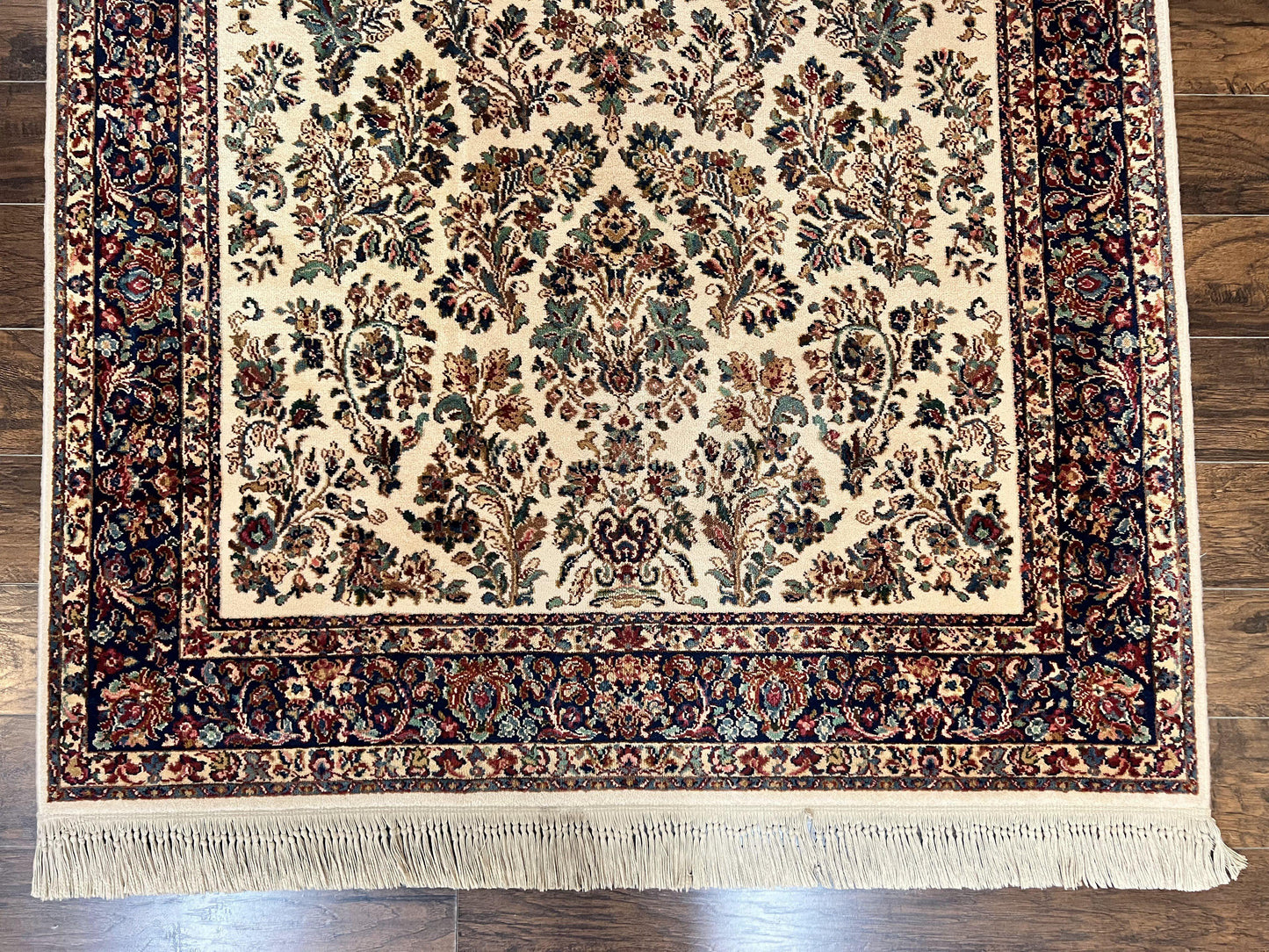 Karastan Rug 5.9 x 9 Ivory Sarouk #760, Vintage Wool Original Collection 700 Series, Discontinued - Nuvé
