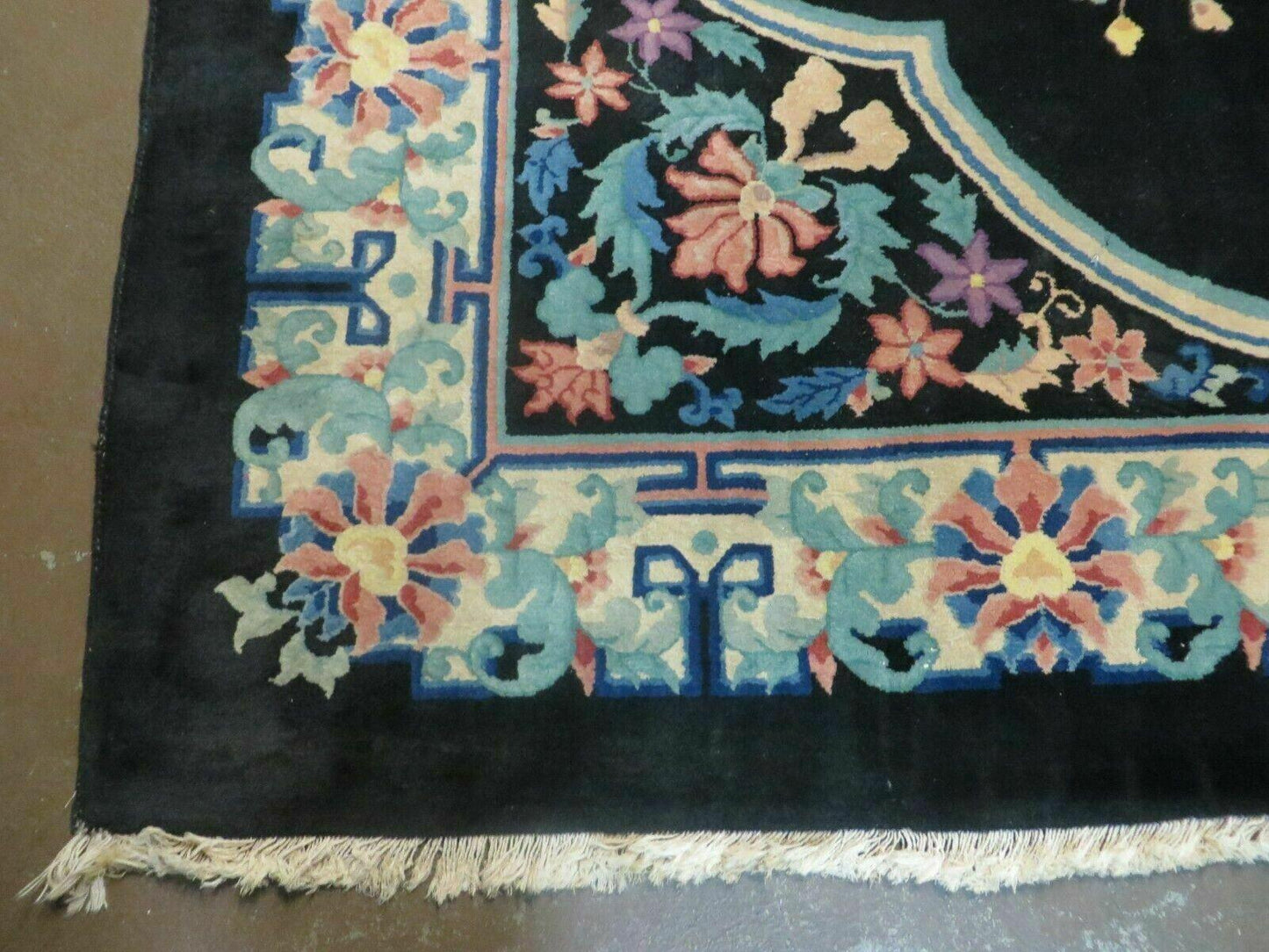 8' x 10' Vintage Handmade Art Deco Plush Chinese Wool Rug center Flower Black - Nuvé