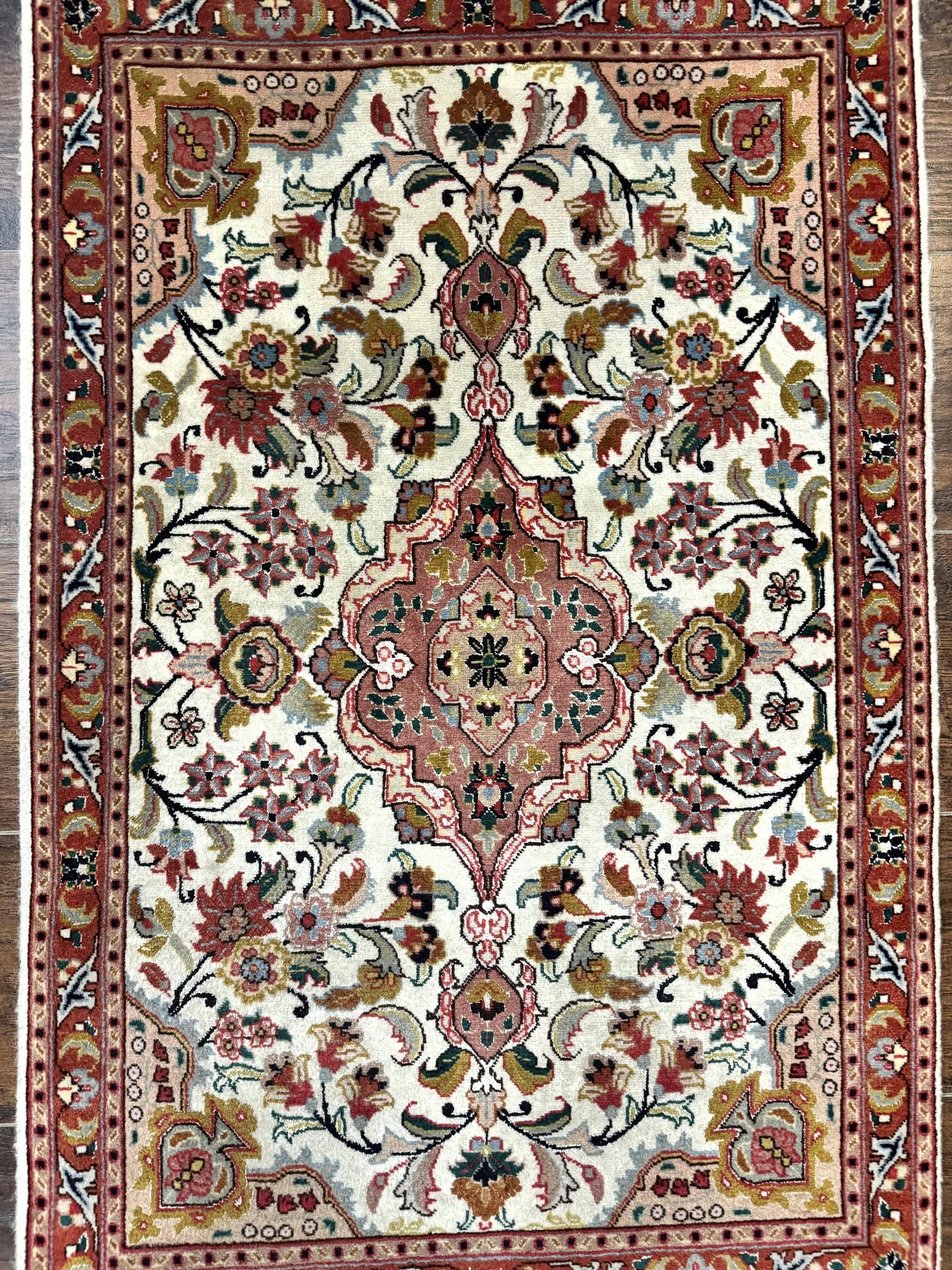 Small Persian Tabriz Rug 2x3, Floral Medallion, Wool and Silk, 340 KPSI - Nuvé