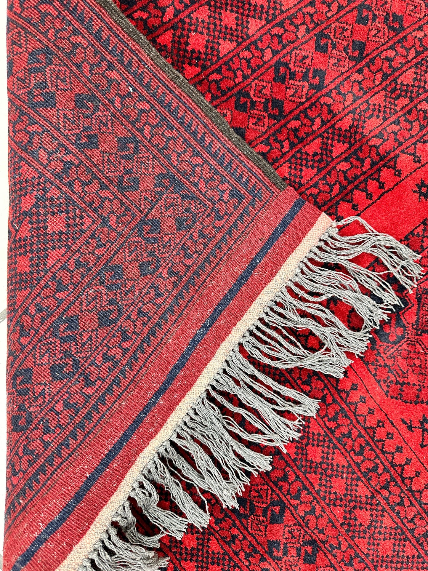 Hand-Knotted Turkoman Ersari Wool Rug – 6’7” x 9’6” – Rich Red Tones, Geometric Design - Nuvé