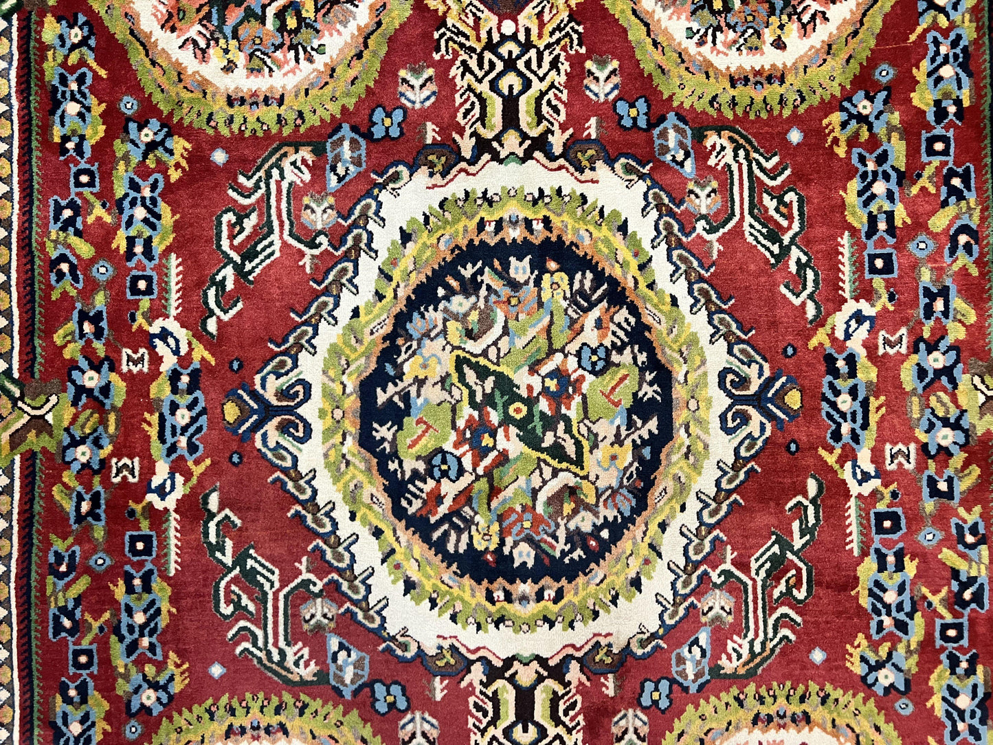 Persian Bakhtiari Rug 5x8, Wool Hand Knotted Antique Carpet, Red, Floral Oriental Rug, 5 x 8 Medium Sized Rug - Nuvé