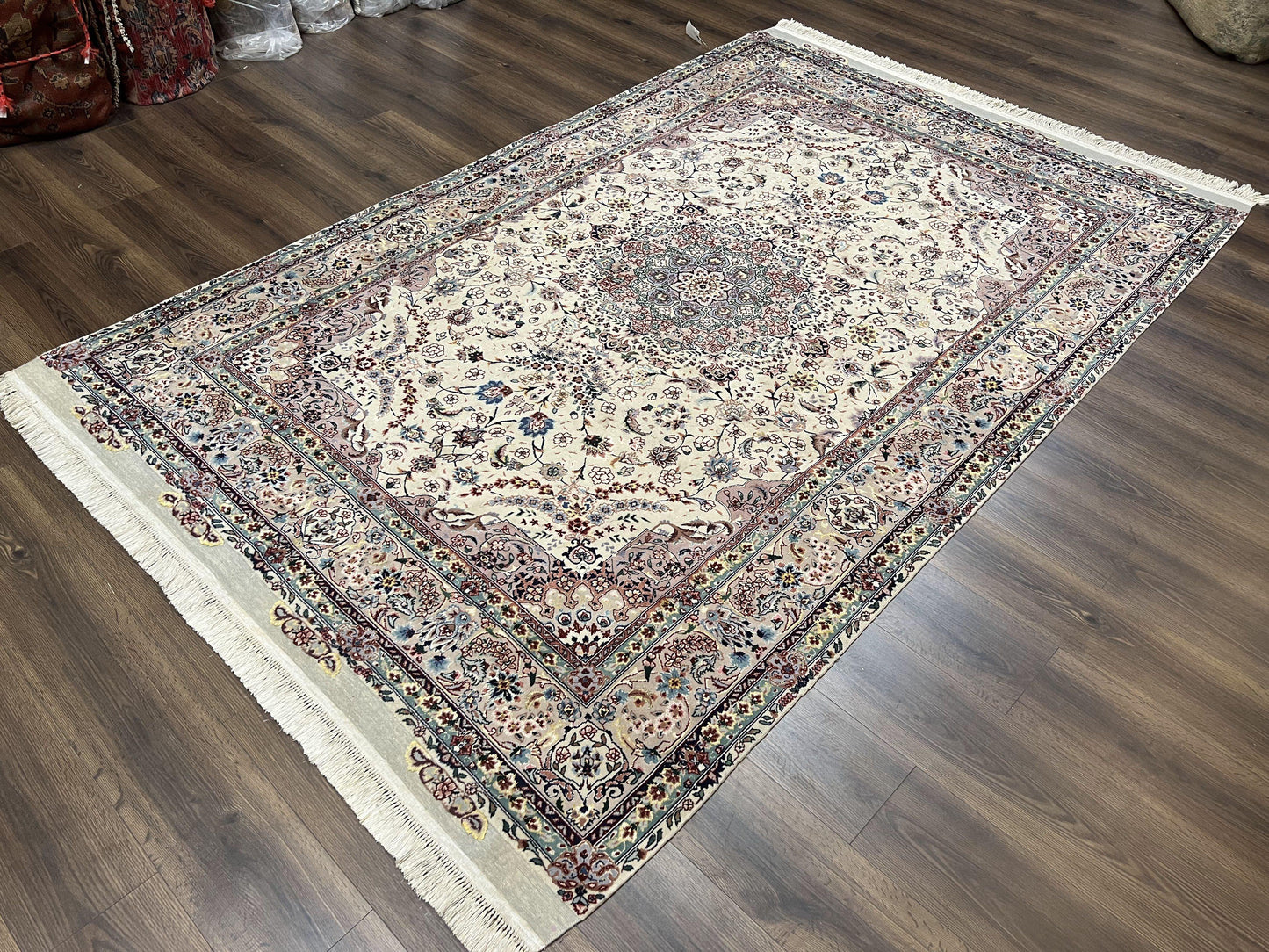 Beautiful Pak Persian Rug 6x9, Floral Medallion, Wool and Silk, Highly Detailed Elegant Carpet, Vintage Oriental Rug 6 x 9, Cream and Gray - Nuvé