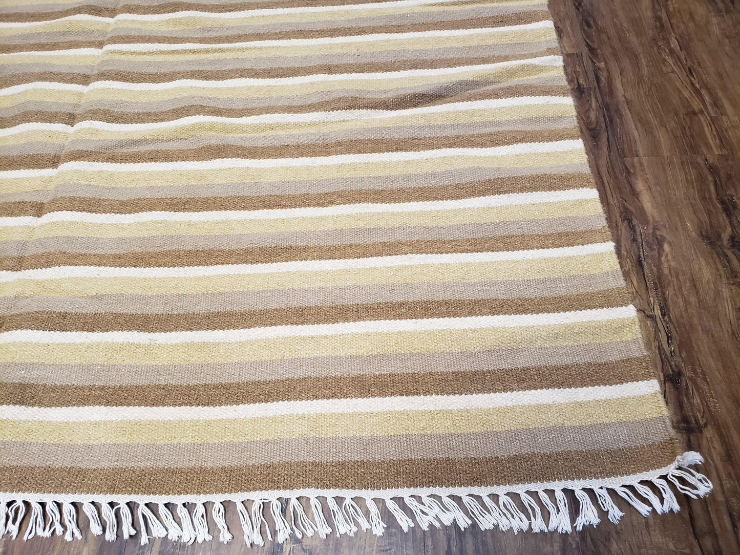 Indian Striped Blanket 6x9, Large Indo Kilim Area Rug, Earthern Tones Woolen Hand-Woven Flatweave South American Style Queen Size Bedspread - Nuvé
