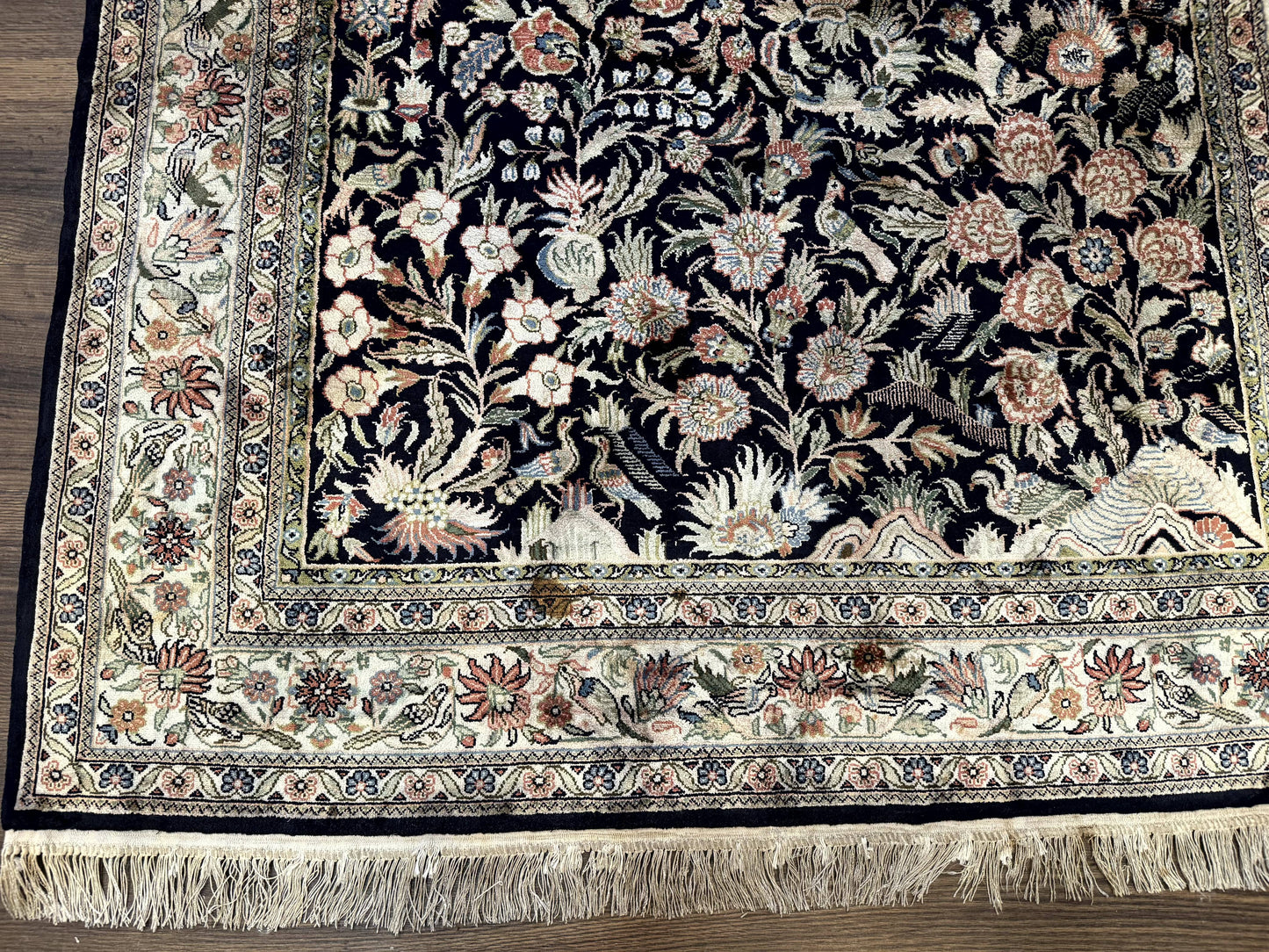 Silk Rug 4x6, Black and Cream, Floral & Bird Pictorials, Fine 330 KPSI, Sino Persian Rug - Nuvé