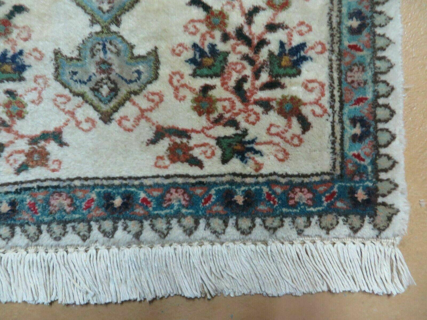 1' 9" X 2' 5" Handmade Indian Wool Rug Lahore Floral Design Small Oriental Rug Beige & Teal - Nuvé