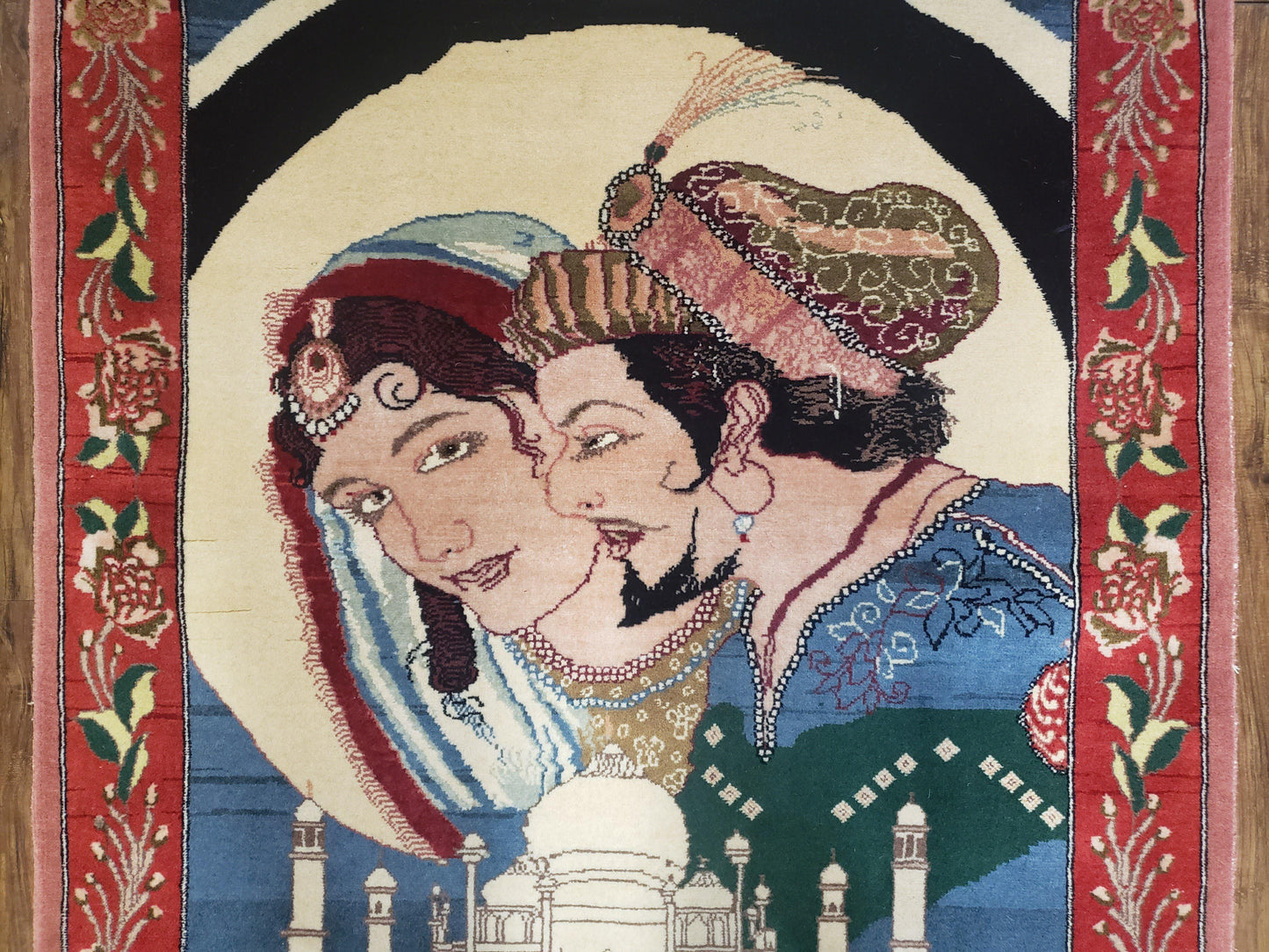 Vintage Small Pictorial Lovers Rug 2.5 x 4, Taj Mahal Indo Persian Rug, Wool Hand-Knotted Indian Rug, King & Queen, Layla and Majnun - Nuvé