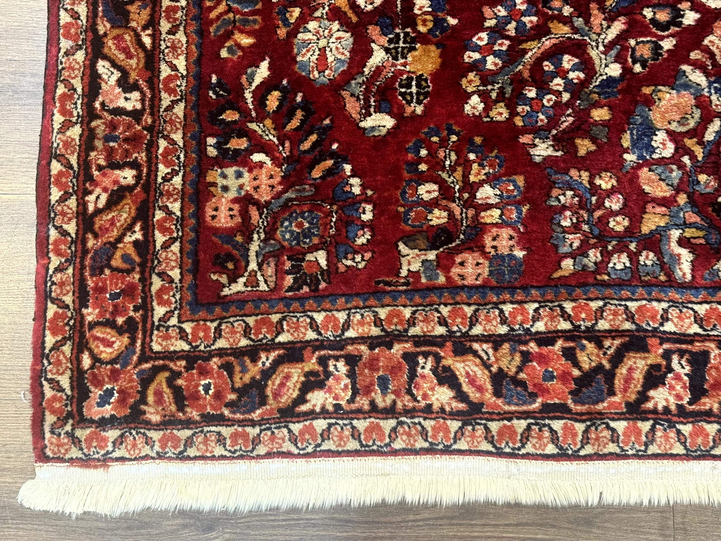 Antique Persian Sarouk Rug 4x6, Floral, Red, Wool Hand Knotted Fine 225 KPSI - Nuvé