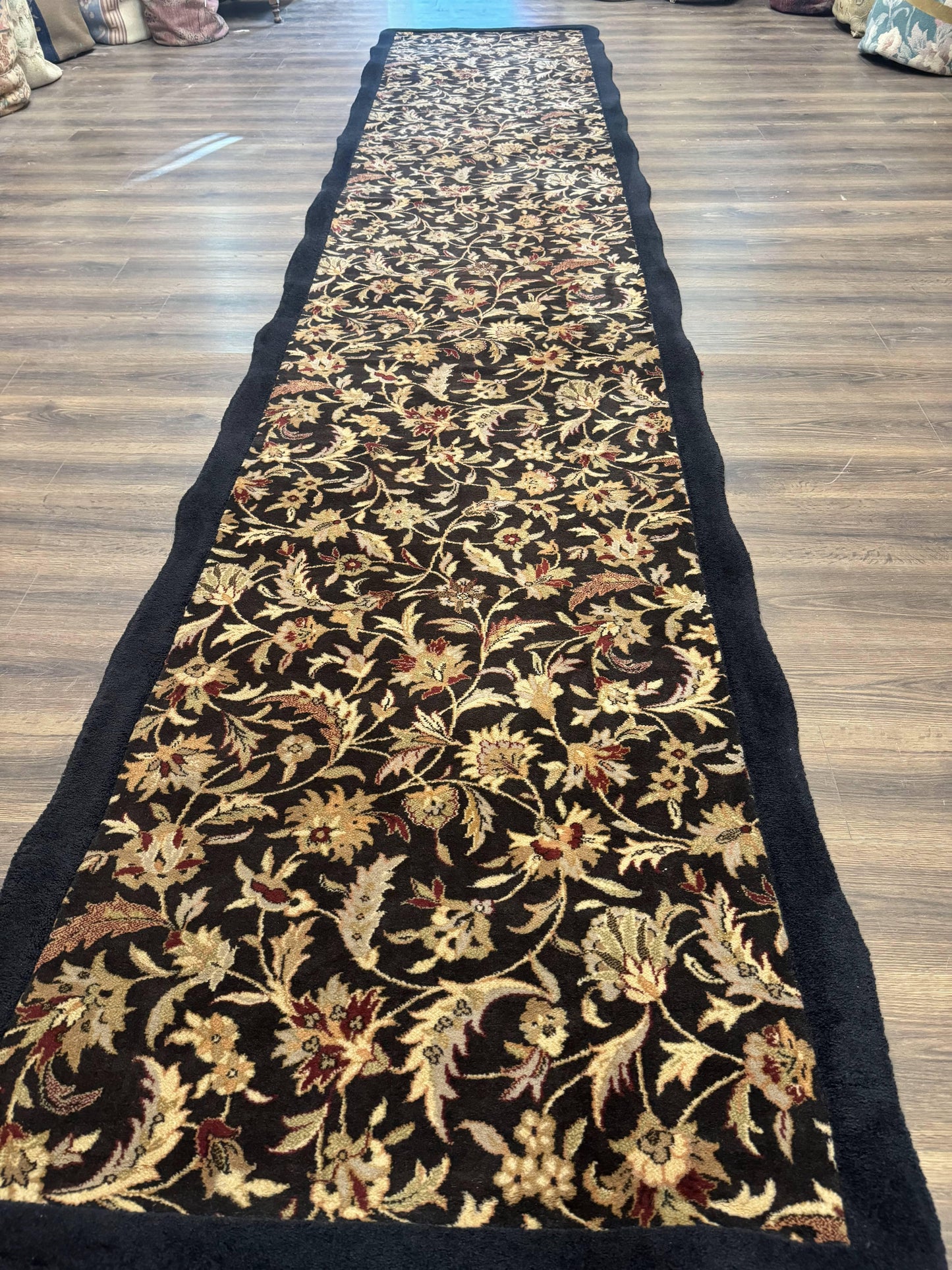 Floral Runner Rug 3.6 x 17 - Nuvé