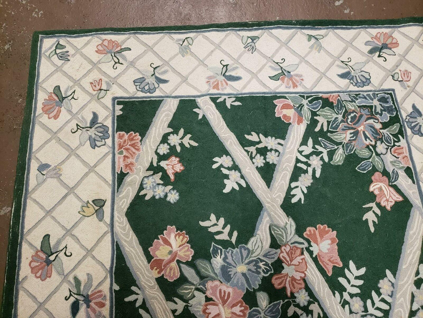 3' 6" X 5' 6" Hand Stitched Indian Wool Rug with Backing Green Beige - Nuvé