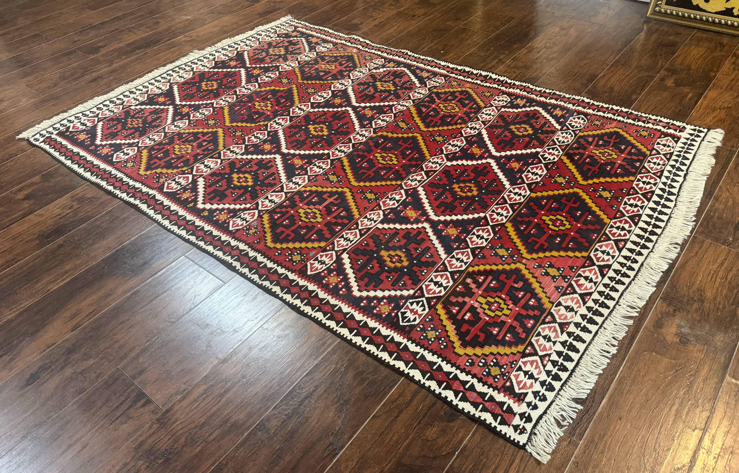 Caucasian Kilim Rug 5x7, Vintage Russian Flatweave Kilim Carpet, Tribal Bohemian Kilim Rug - Nuvé
