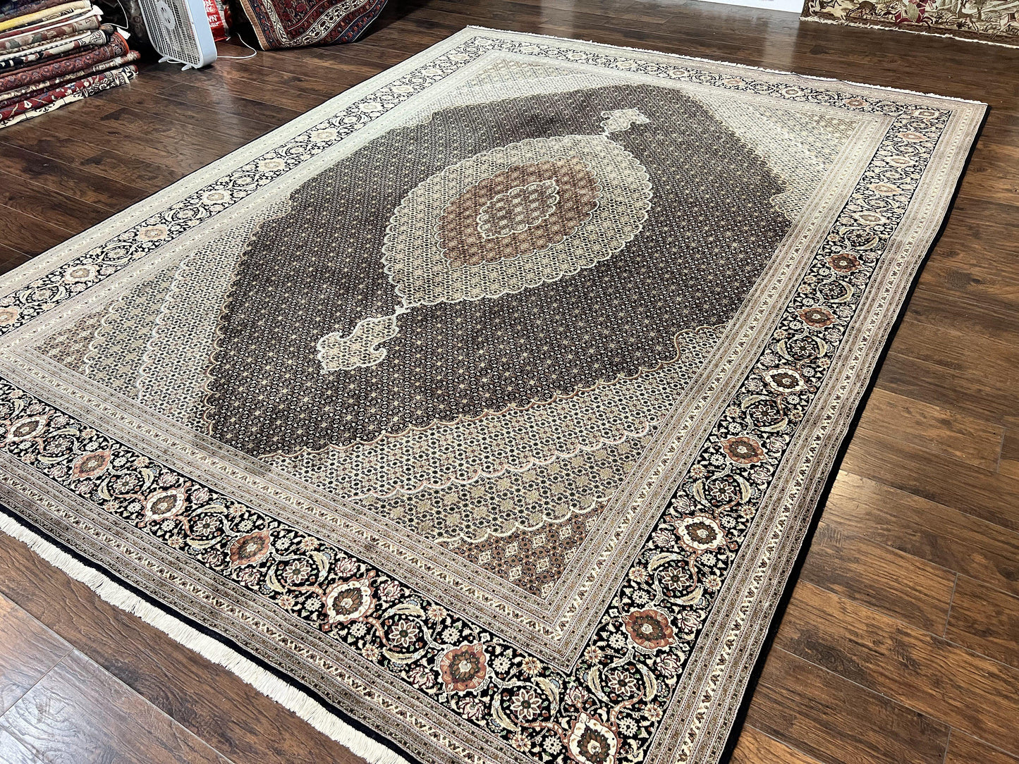Exquisite Persian Tabriz Rug - 10x13, 400 KPSI, Herati Pattern - Nuvé