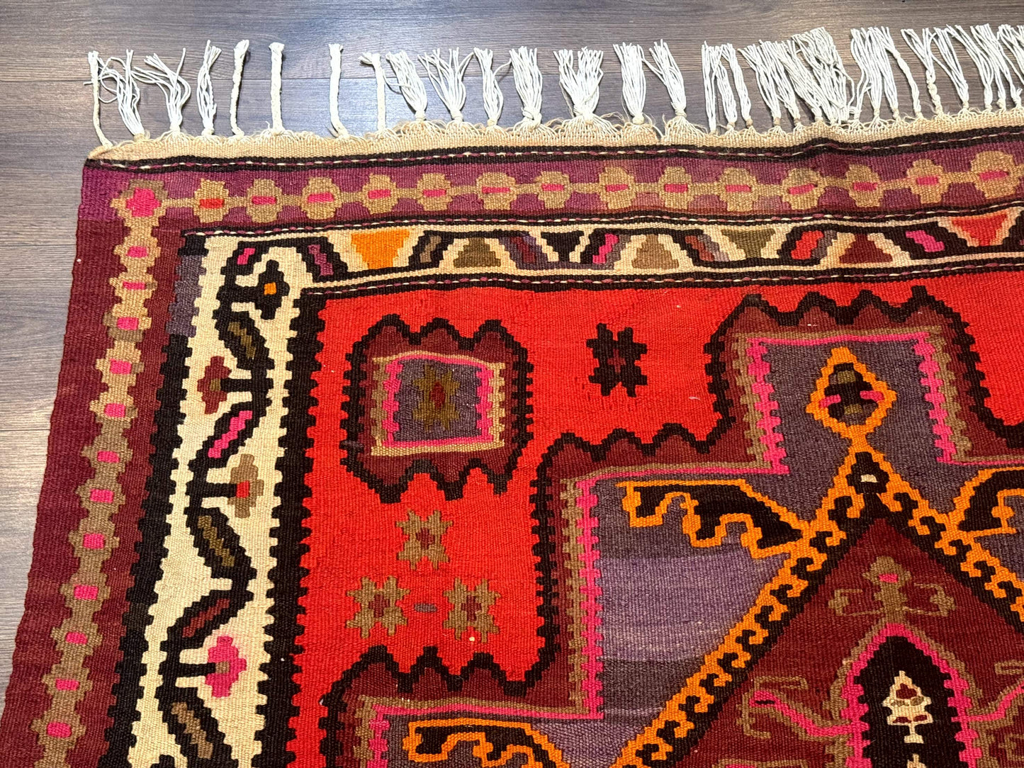 Persian Kurdish Zarand Kilim Rug 5x9, Red, Geometric Medallions, Wide Runner - Nuvé