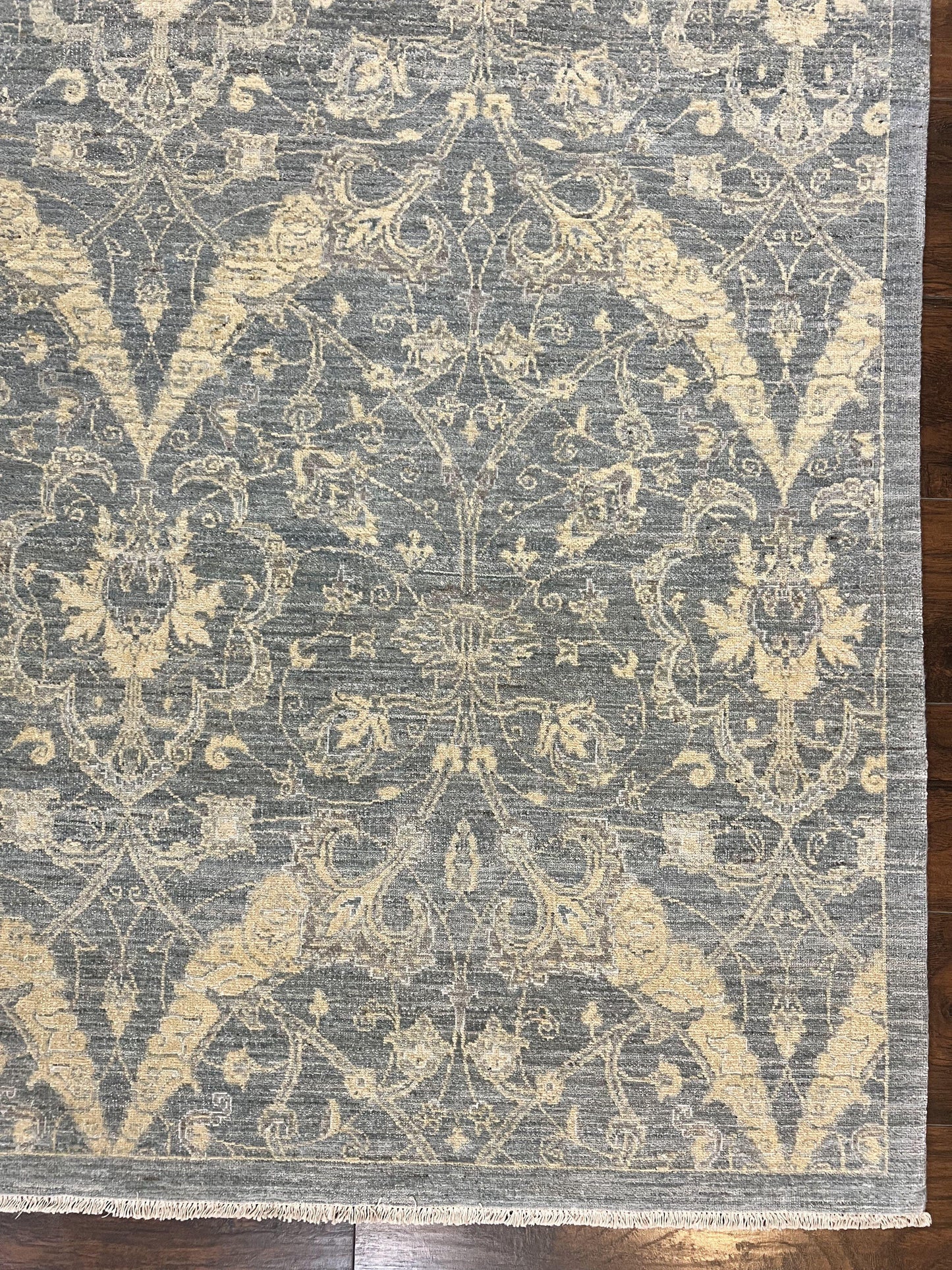 Contemporary Pakistani Rug 5 x 6.6, Handmade Floral Wool Rug, Spanish Pattern - Nuvé