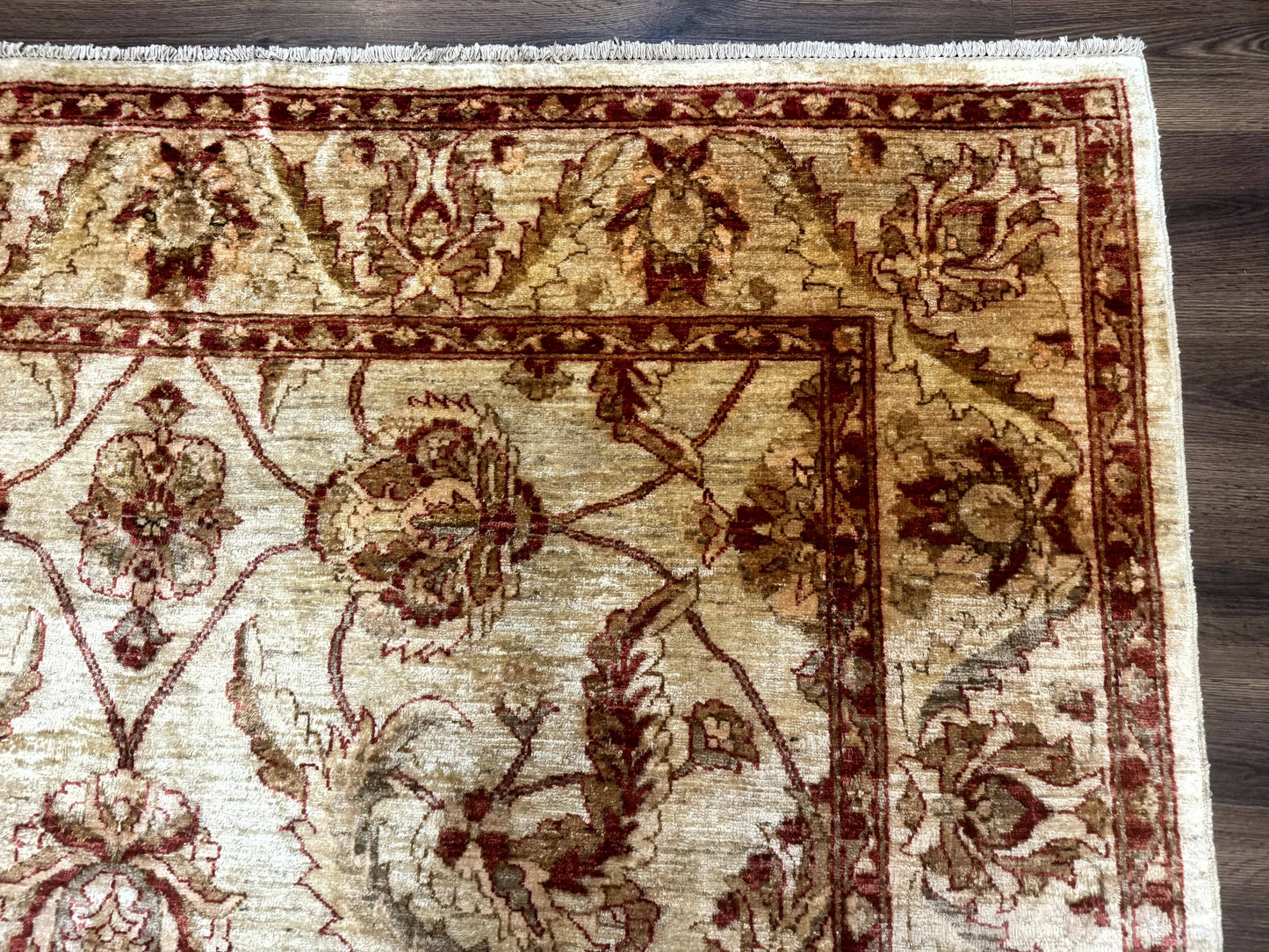 Indian Mahal Rug 7x9, Traditional Wool Carpet - Nuvé
