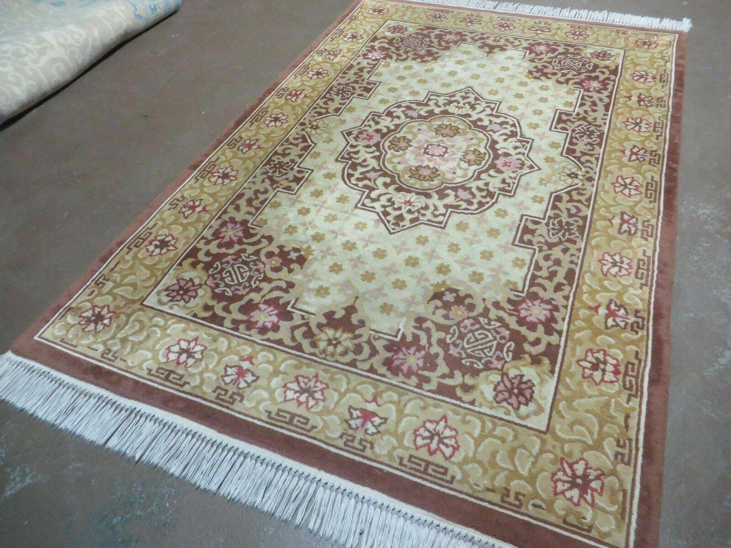 Vintage Chinese Wool Rug 4x6 - Nuvé