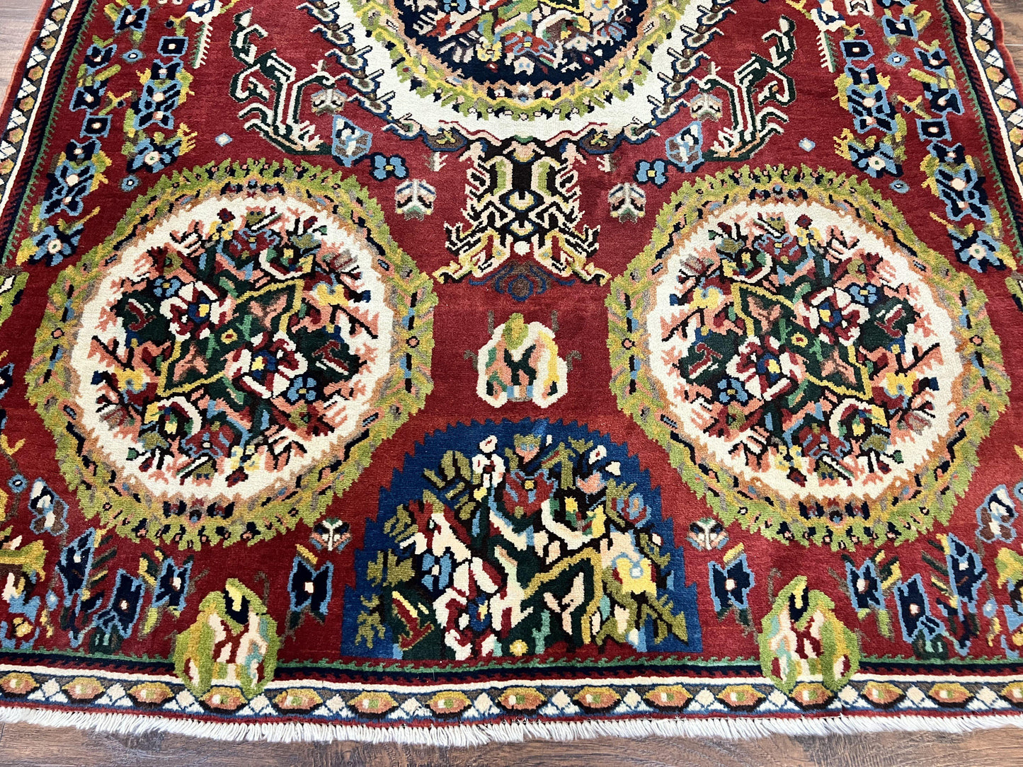 Persian Bakhtiari Rug 5x8, Wool Hand Knotted Antique Carpet, Red, Floral Oriental Rug, 5 x 8 Medium Sized Rug - Nuvé