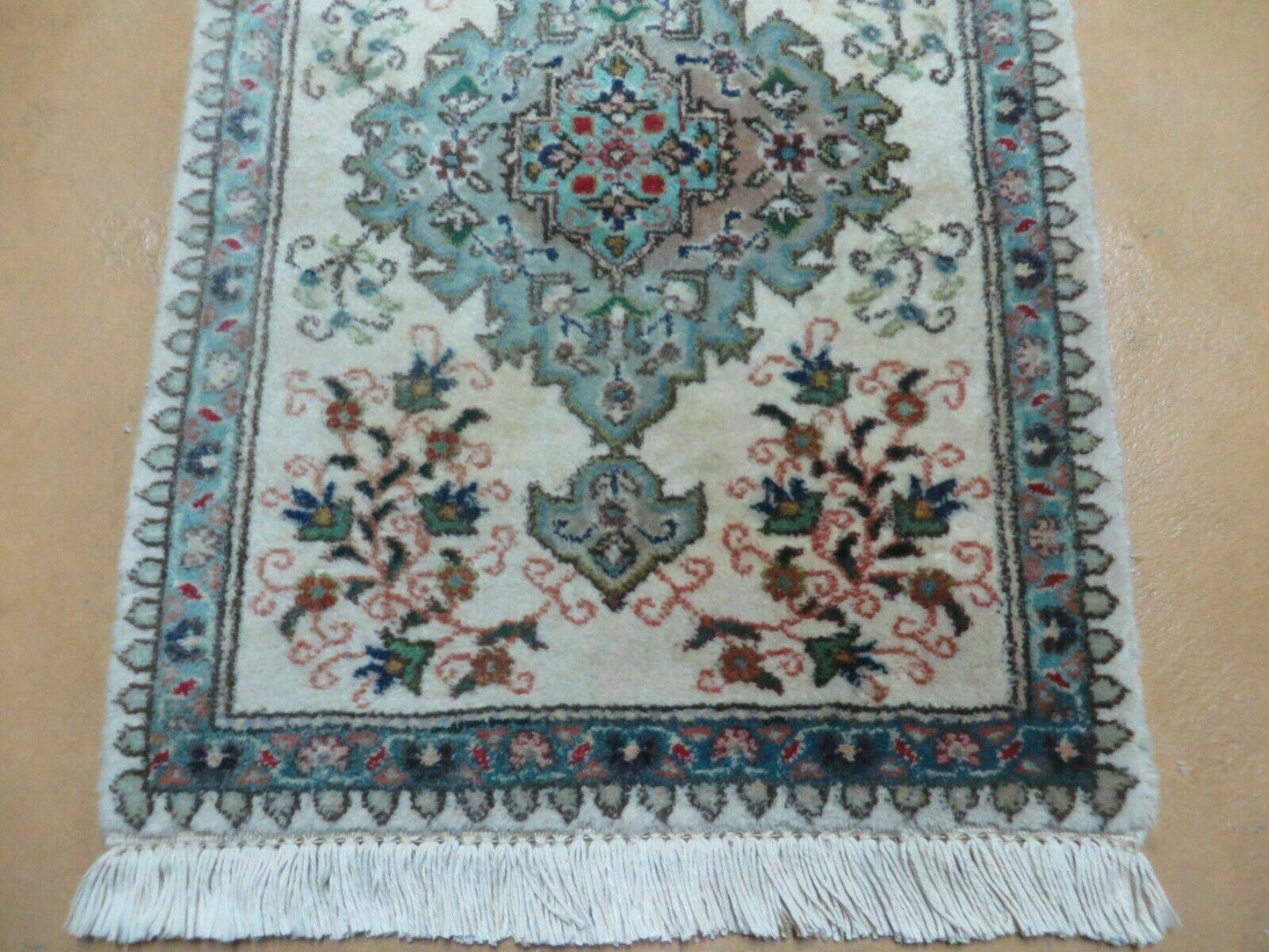 1' 9" X 2' 5" Handmade Indian Wool Rug Lahore Floral Design Small Oriental Rug Beige & Teal - Nuvé