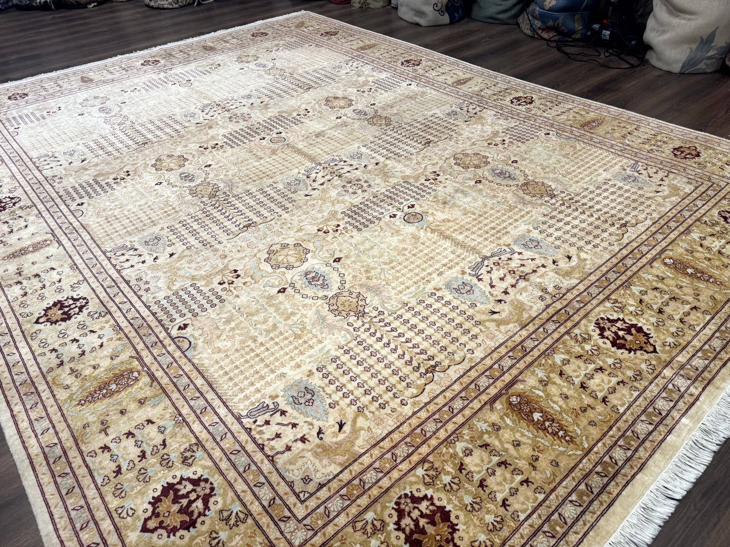 Pakistani Carpet 9x12, Finely Hand Knotted 270 KPSI, Cream, Allover Pattern - Nuvé