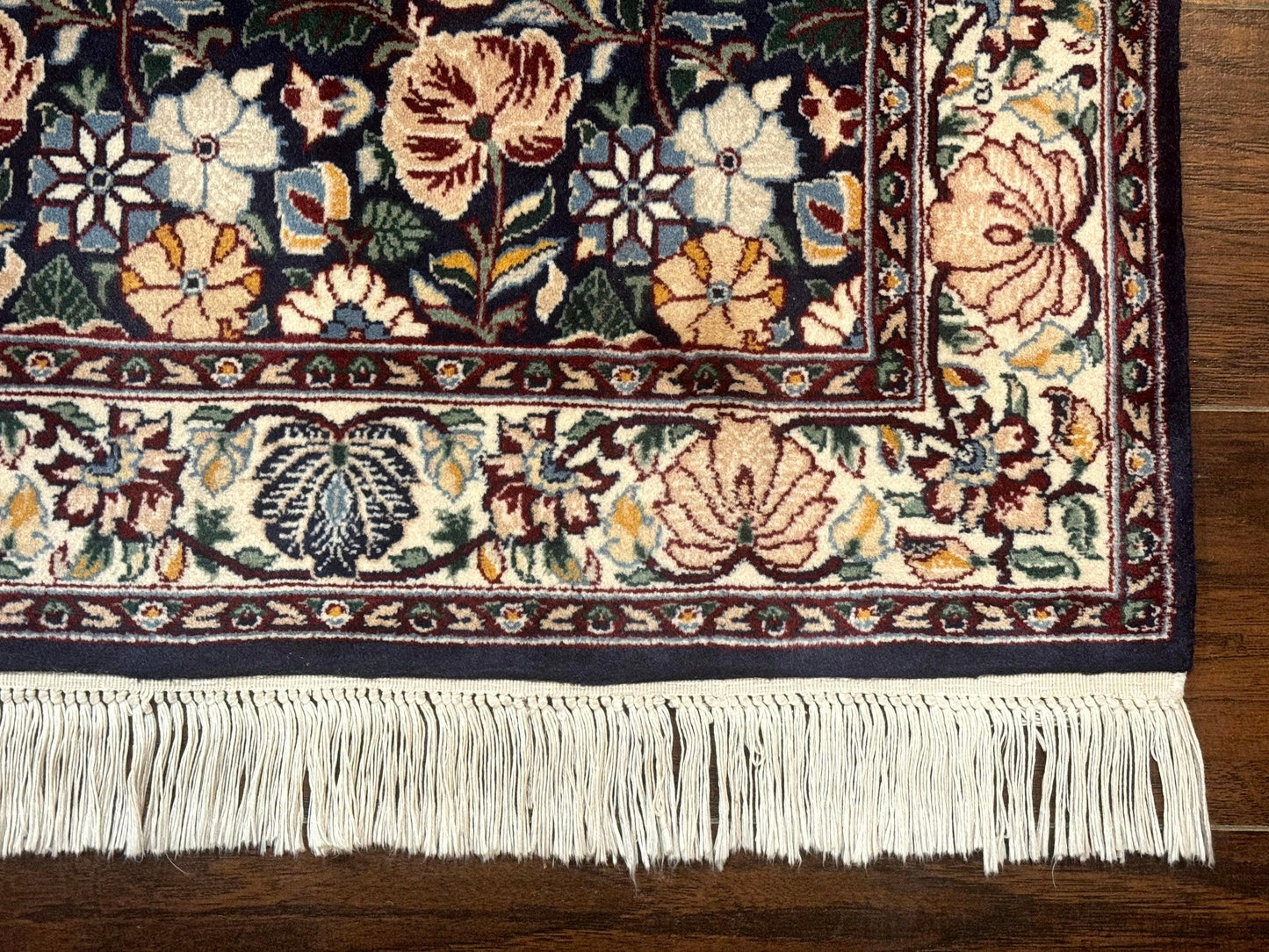 Square Pak Persian Small Rug 2.7 x 2.7, William Morris Design, Dark Green, Floral, Handmade - Nuvé