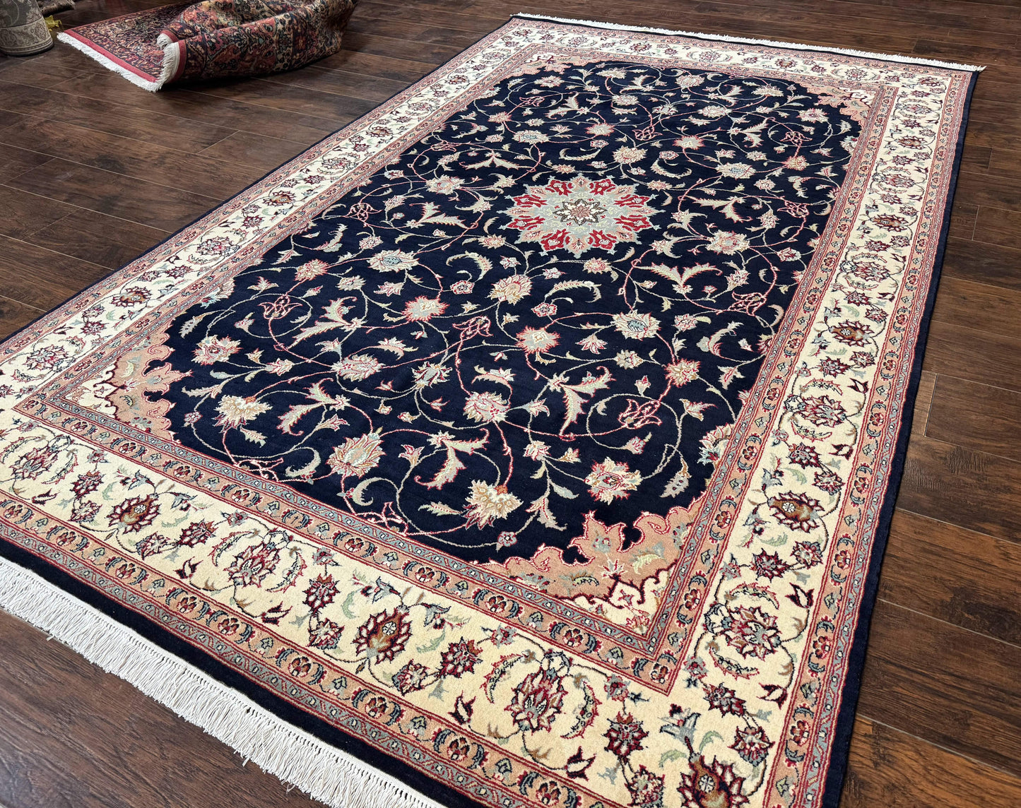 Navy Blue Pak Persian Rug 6x10, Floral Medallion, Traditional Persian Area Rug, Fine 240 KPSI - Nuvé