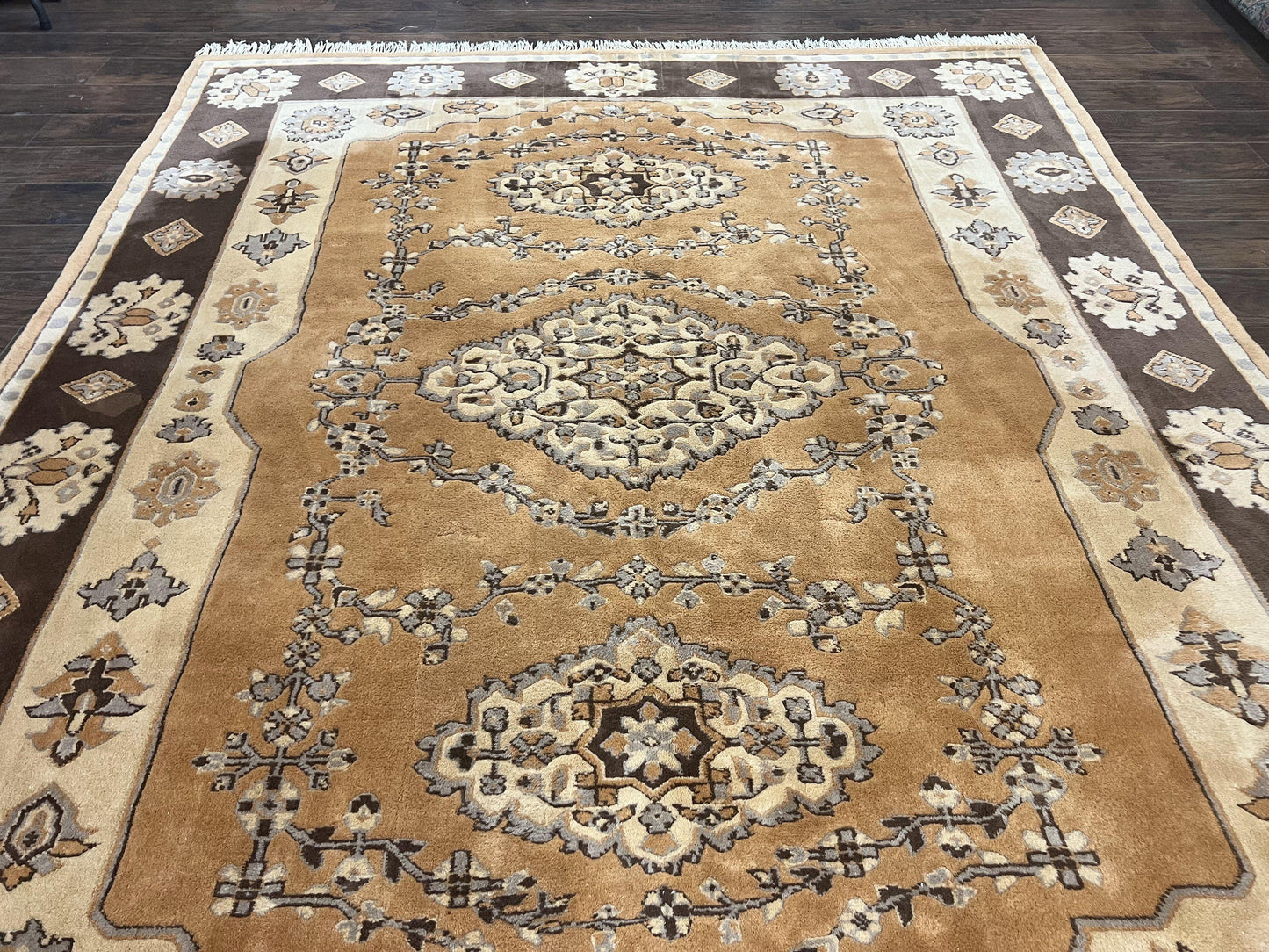 Indian Oushak Rug 8x10, Wool Hand Knotted Vintage Carpet - Nuvé